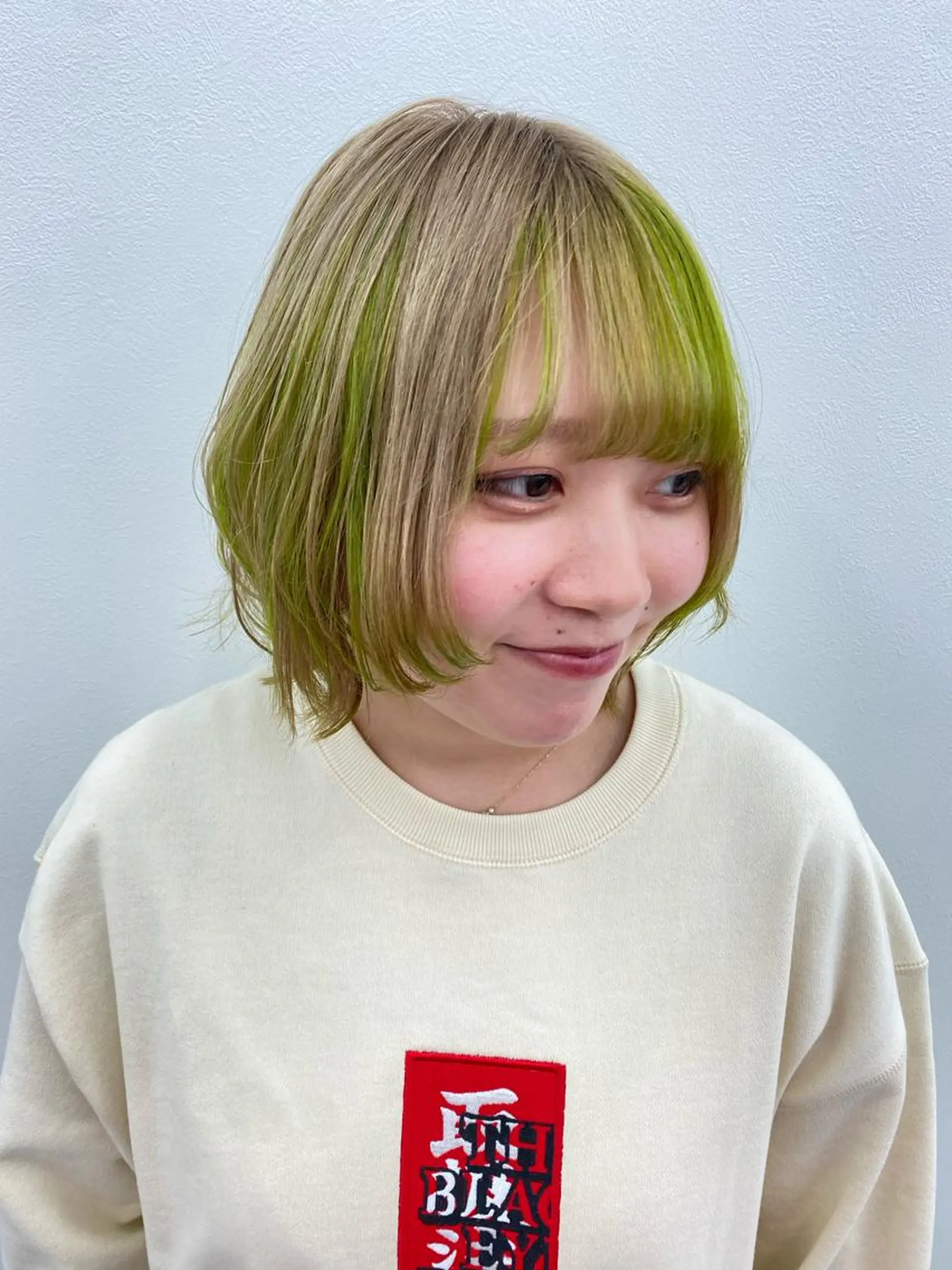 セミロング カラー ダブルカラー 韓国ヘアKYONのヘアスタイル