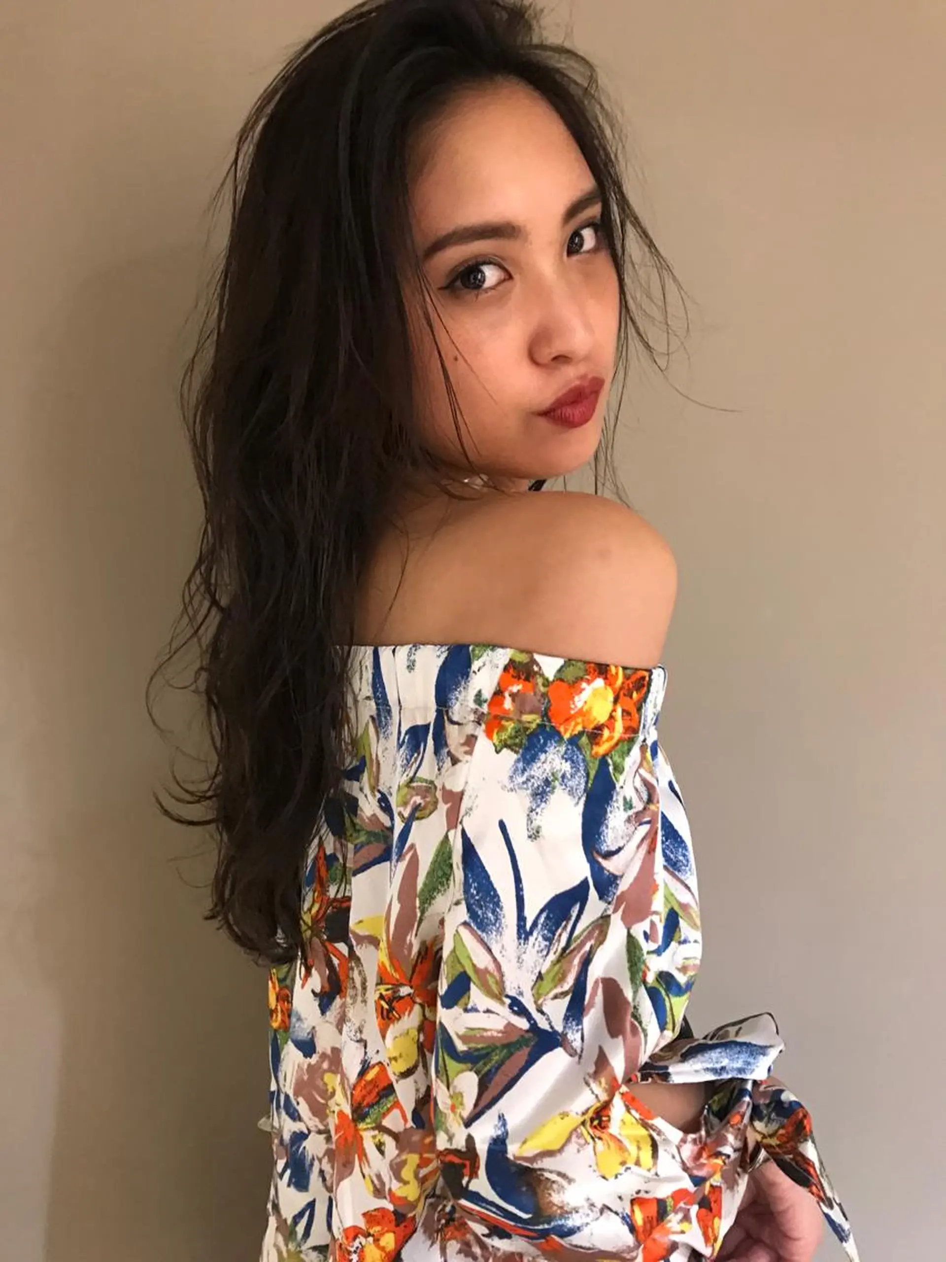 ロング カラー アッシュ 🇨🇳ワンホンヘア 下田鉄也のヘアスタイル