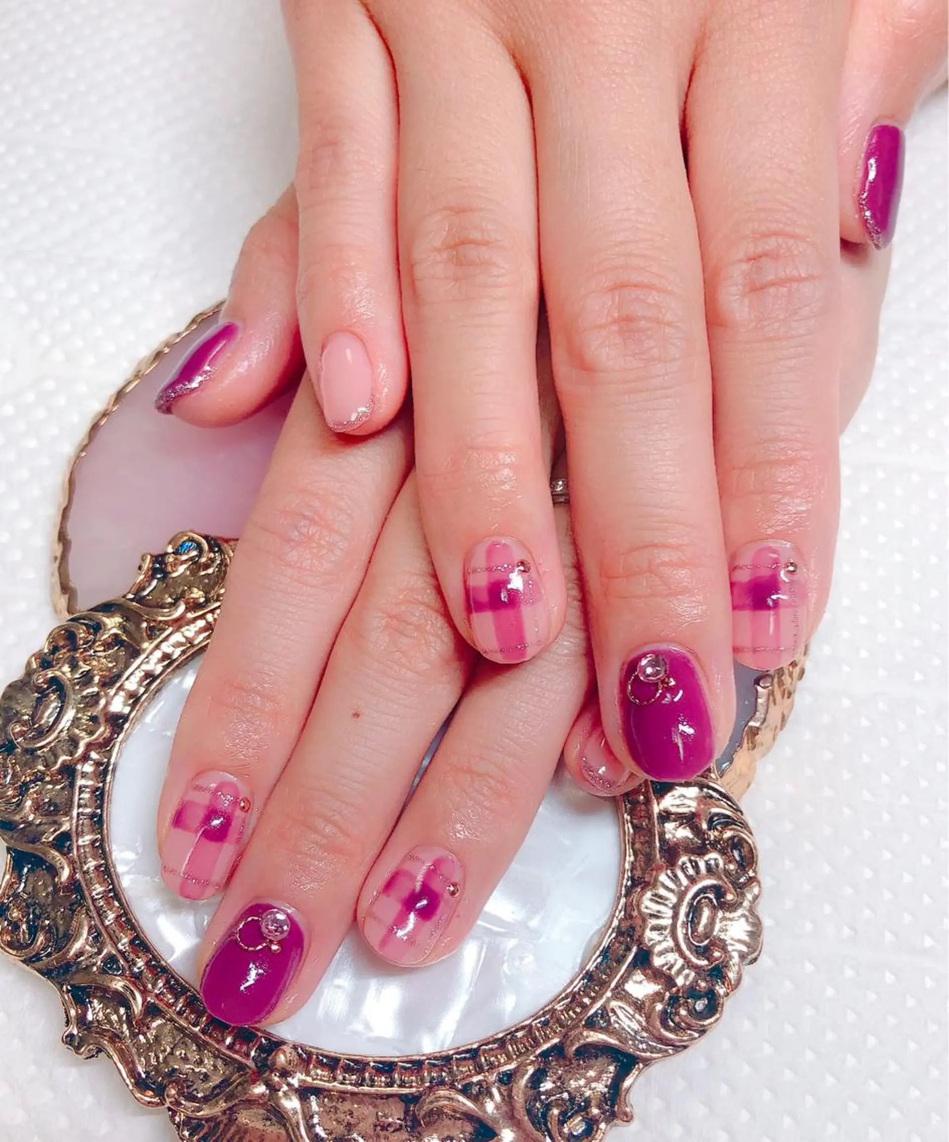 ネイル ハンドネイル CROWN プライベートサロンのネイルデザイン