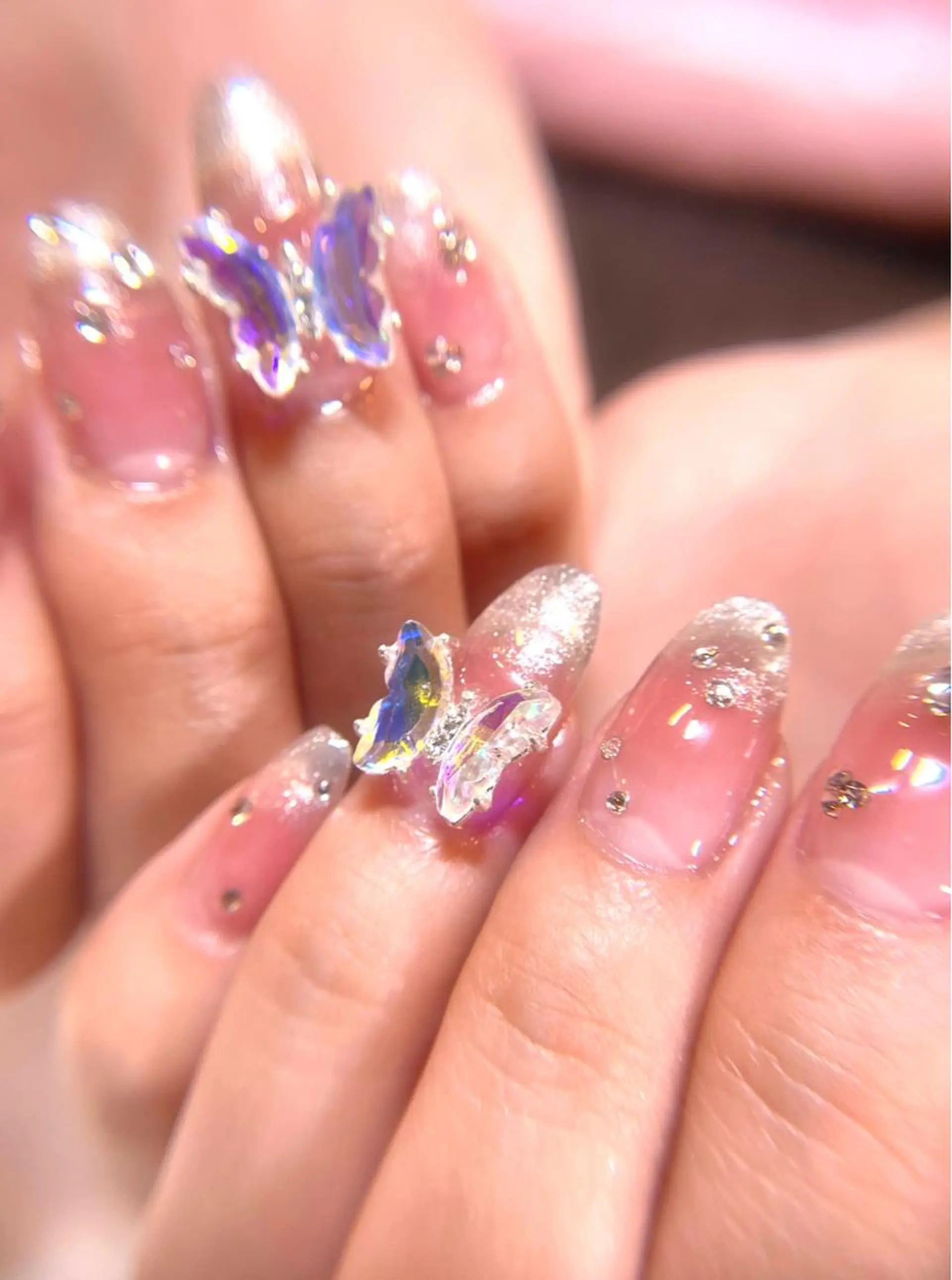 ネイル チークネイル グラデーション キラキラネイル 韓国ネイル マグネットネイル PRIMO🐈🌱 マツパ/黒ティントのマツエク・マツパデザイン