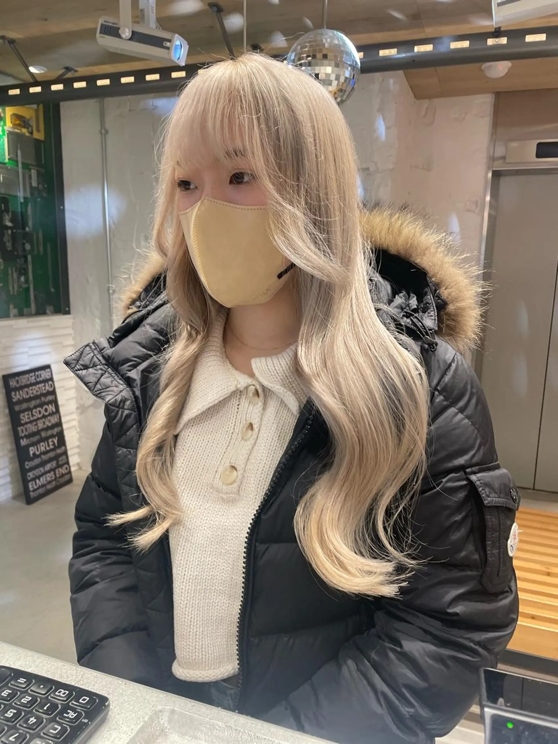 ロング カラー 艶ハイトーン👑♡ NATSUKIのヘアスタイル