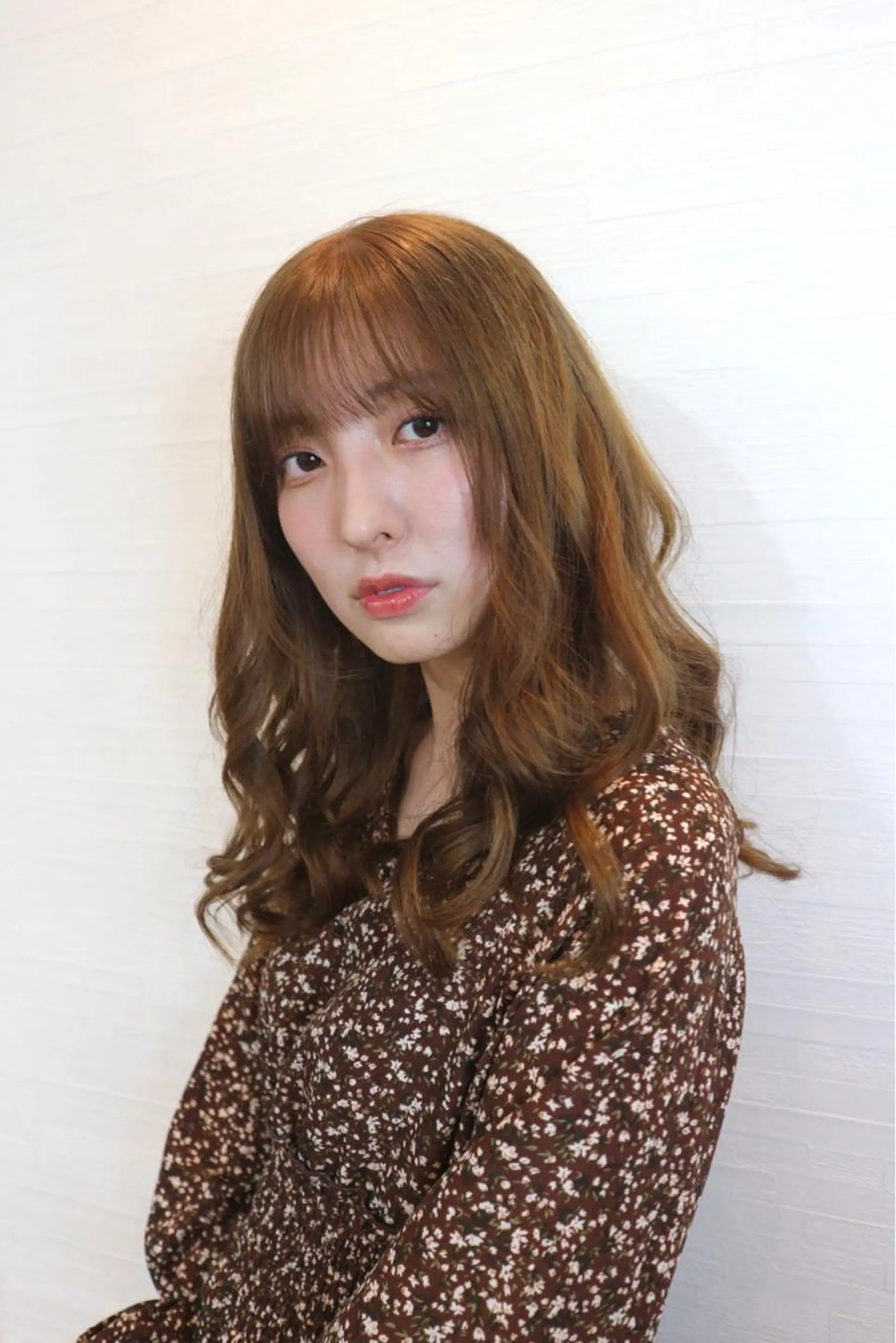 ミディアム カラー ベージュカラー ブリーチ ミルクティーベージュ 野呂 隼人のヘアスタイル