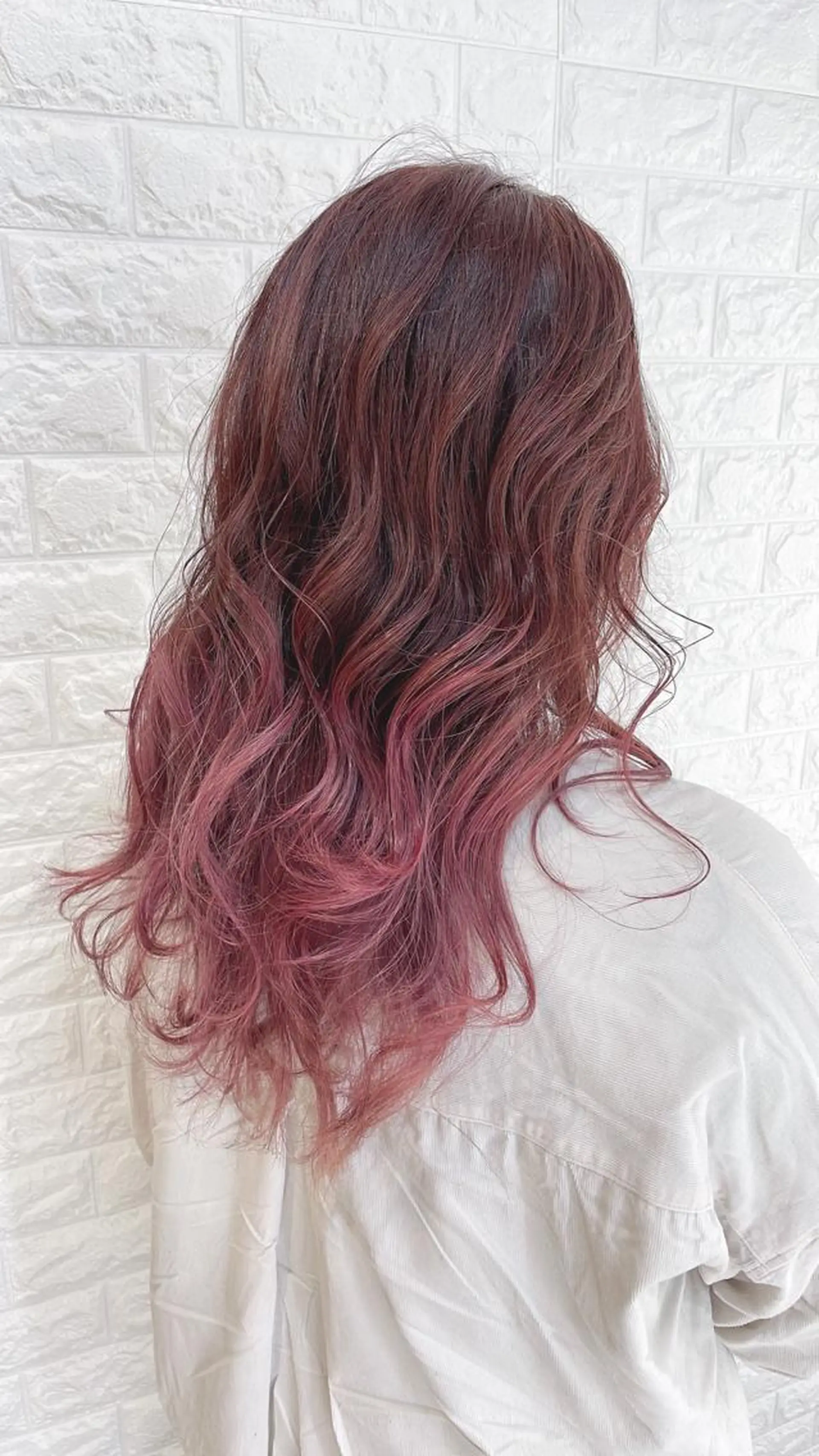 ロング カラー ヘアカラー トリートメント 福森 みずきのヘアスタイル