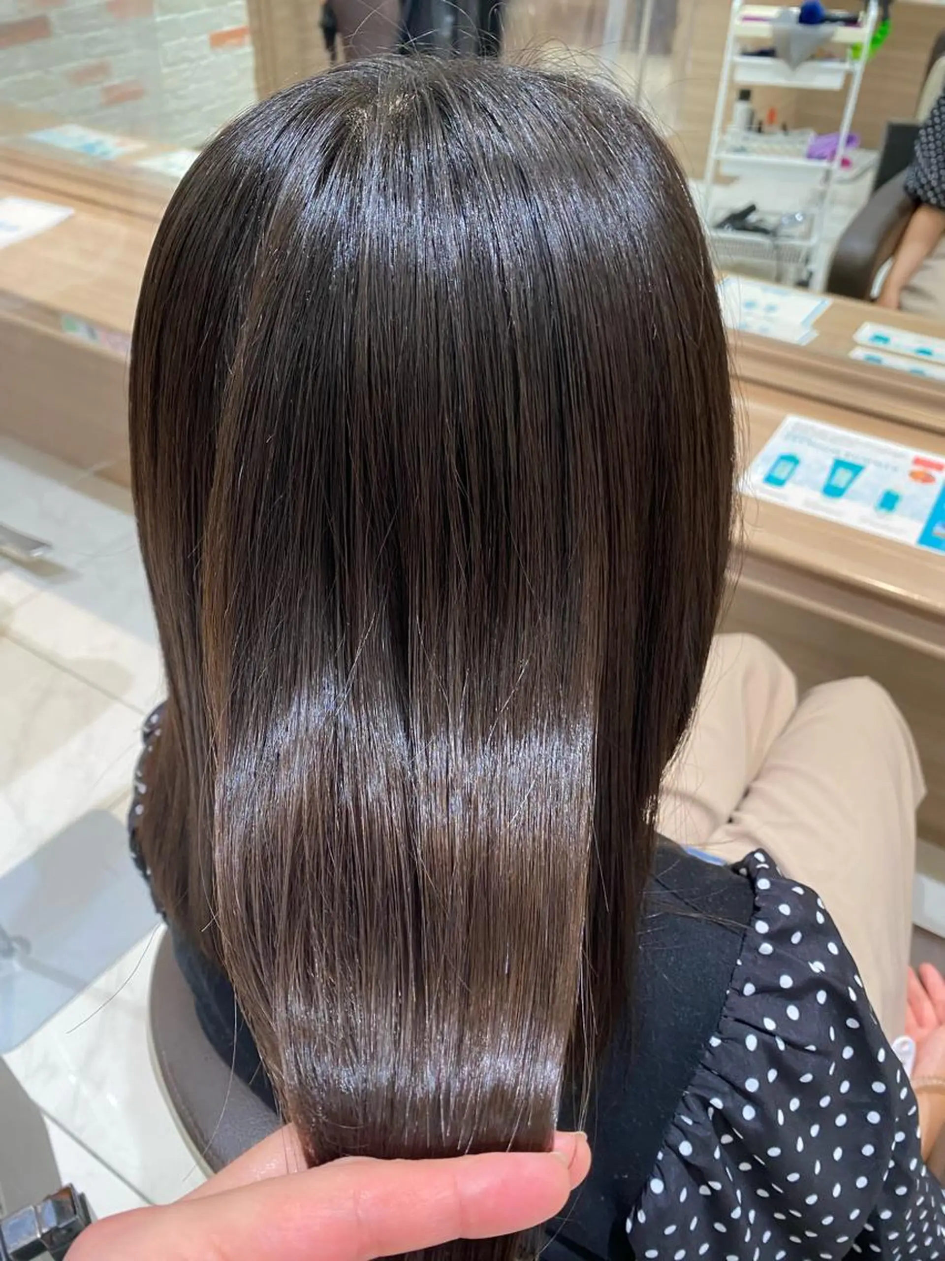 セミロング トリートメント 🔸縮毛矯正/髪質 改善カラー石崎🔸のヘアスタイル