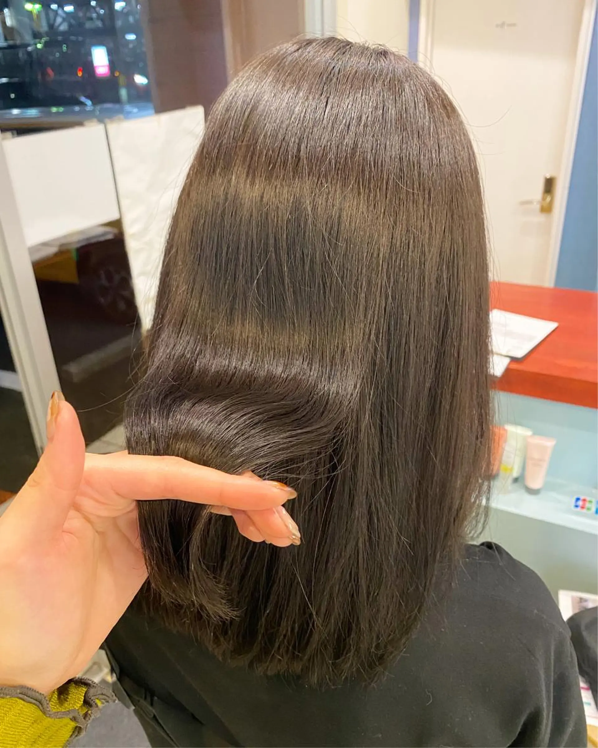 ショート 小野 茉奈美のヘアスタイル