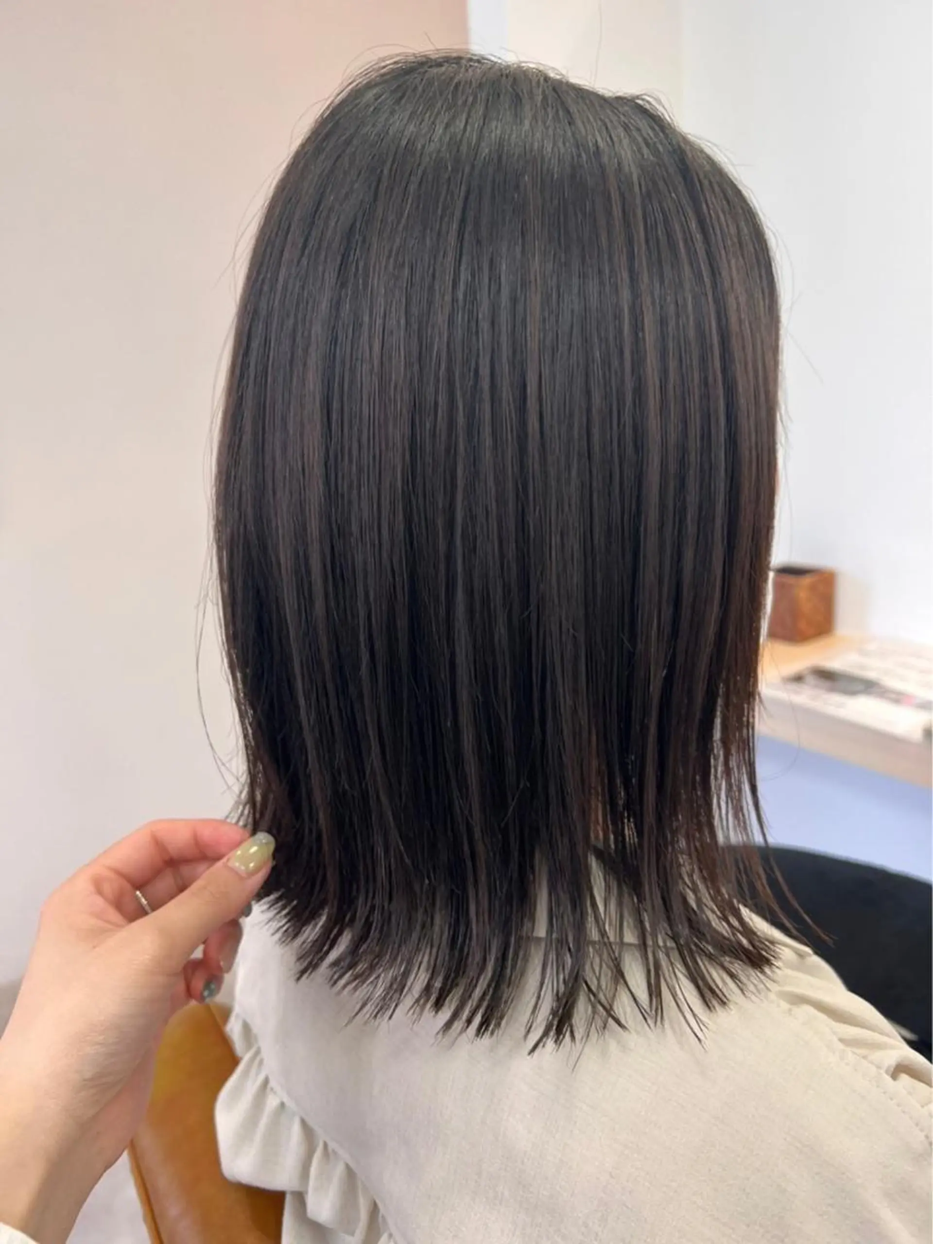 ミディアム 金山/レイヤー カット/Hikariのヘアスタイル