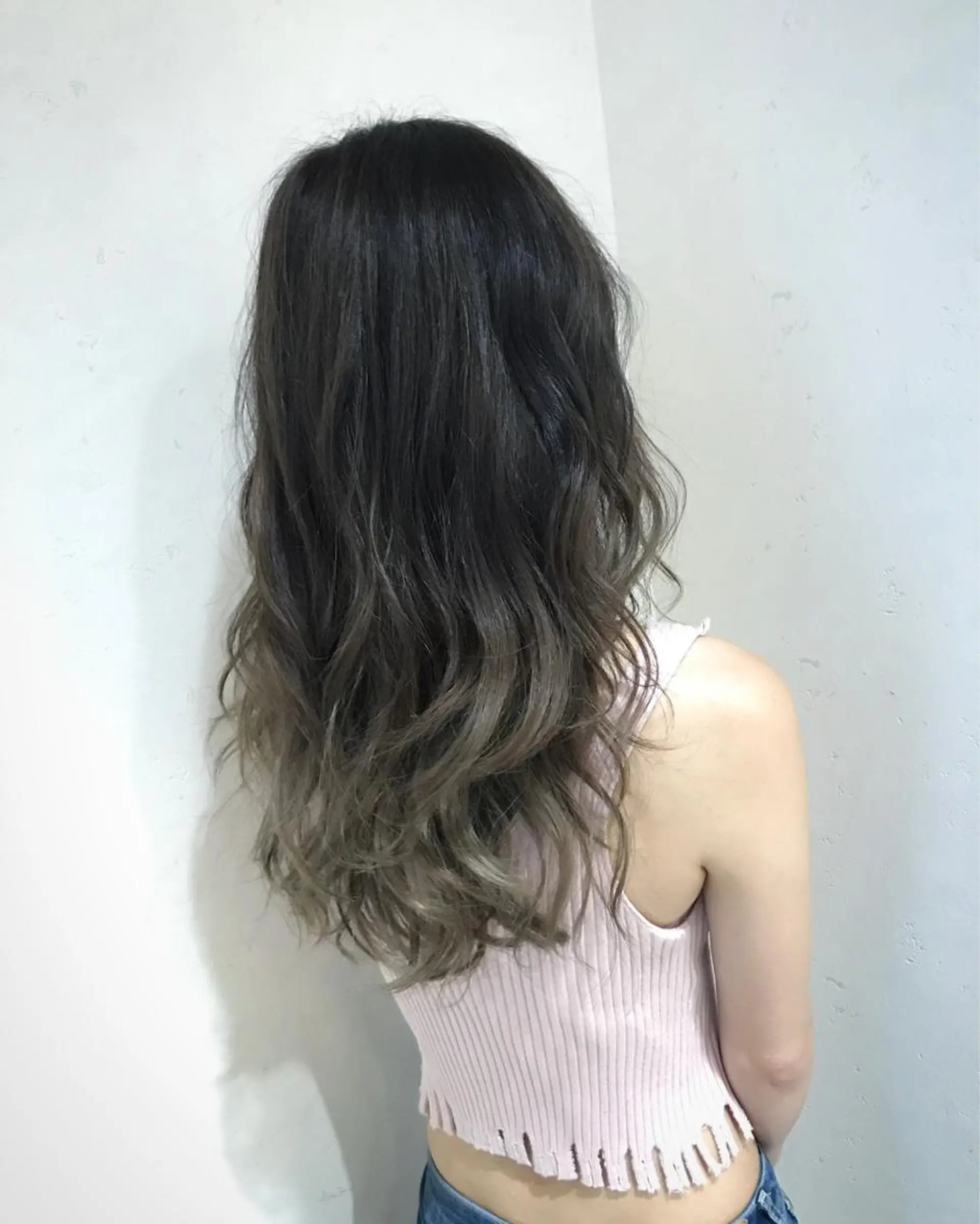 セミロング カラー パーマ ヘアアレンジ グラデーションカラー グレージュ filo byFeria渋谷所属・縮毛矯正/美髪 髪質改善/石田幸輔のヘアスタイル