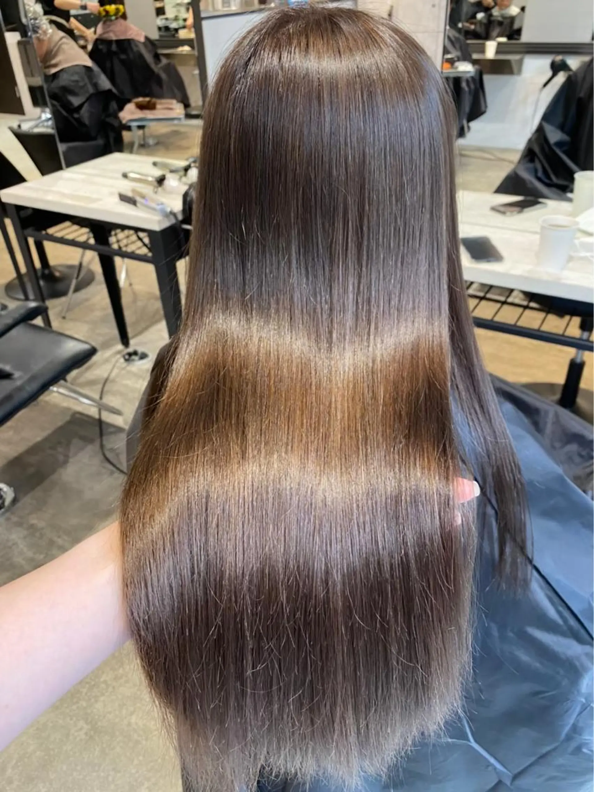 セミロング 縮毛矯正 増子 祐太朗のヘアスタイル