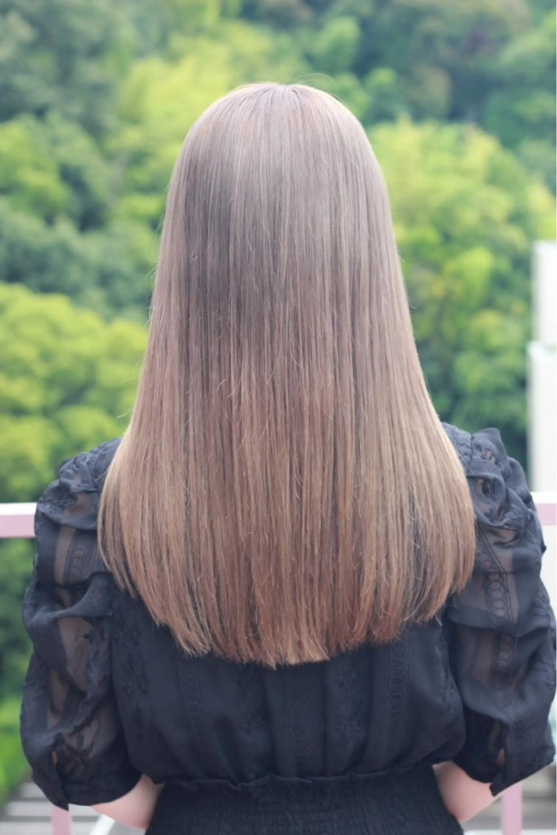 ロング カラー ベージュカラー ミルクティーベージュ ヘアカラー Viage （ビアージュ）のヘアスタイル