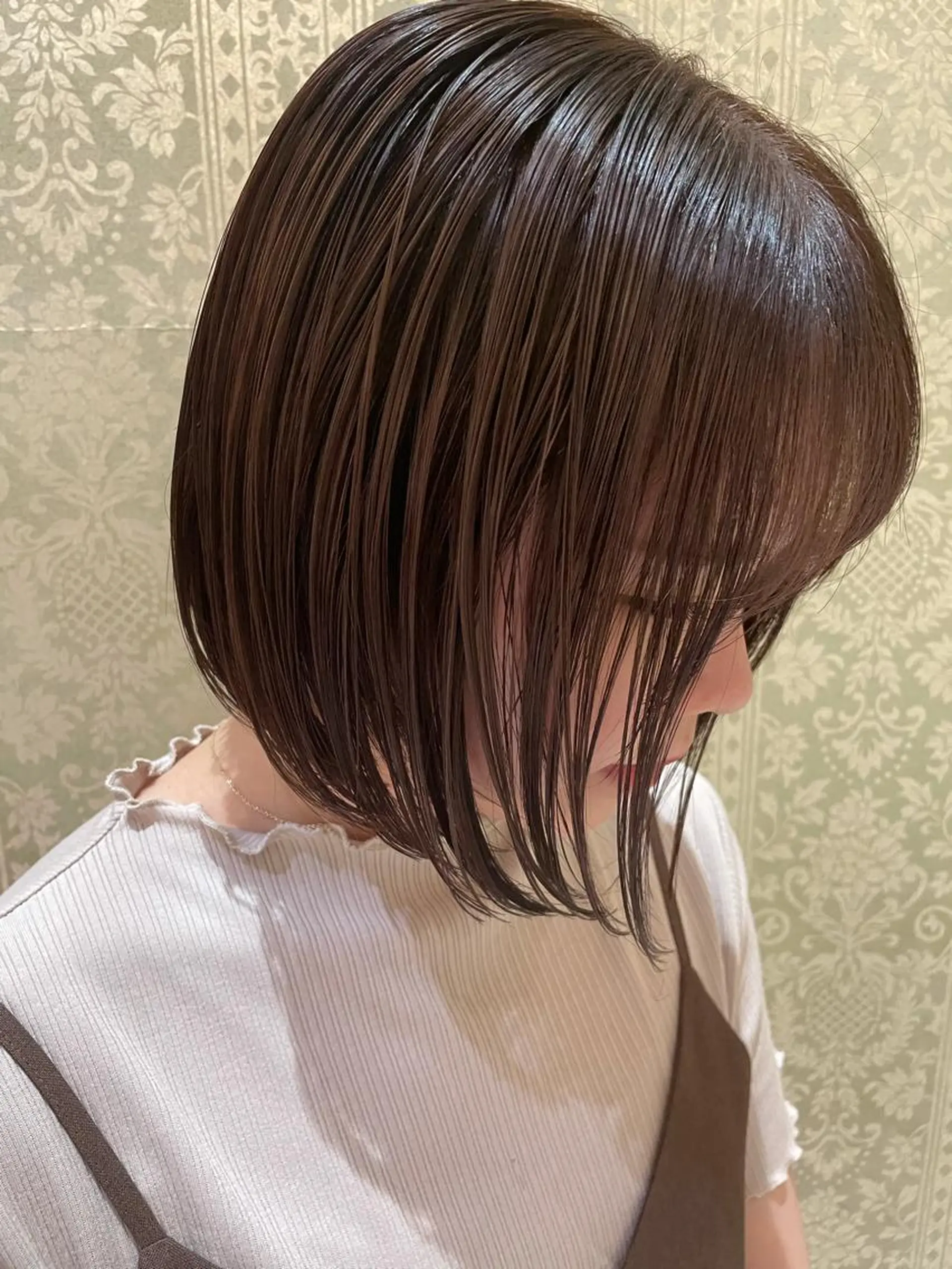 ショート 高槻裕二 ショートボブ縮毛矯正のヘアスタイル