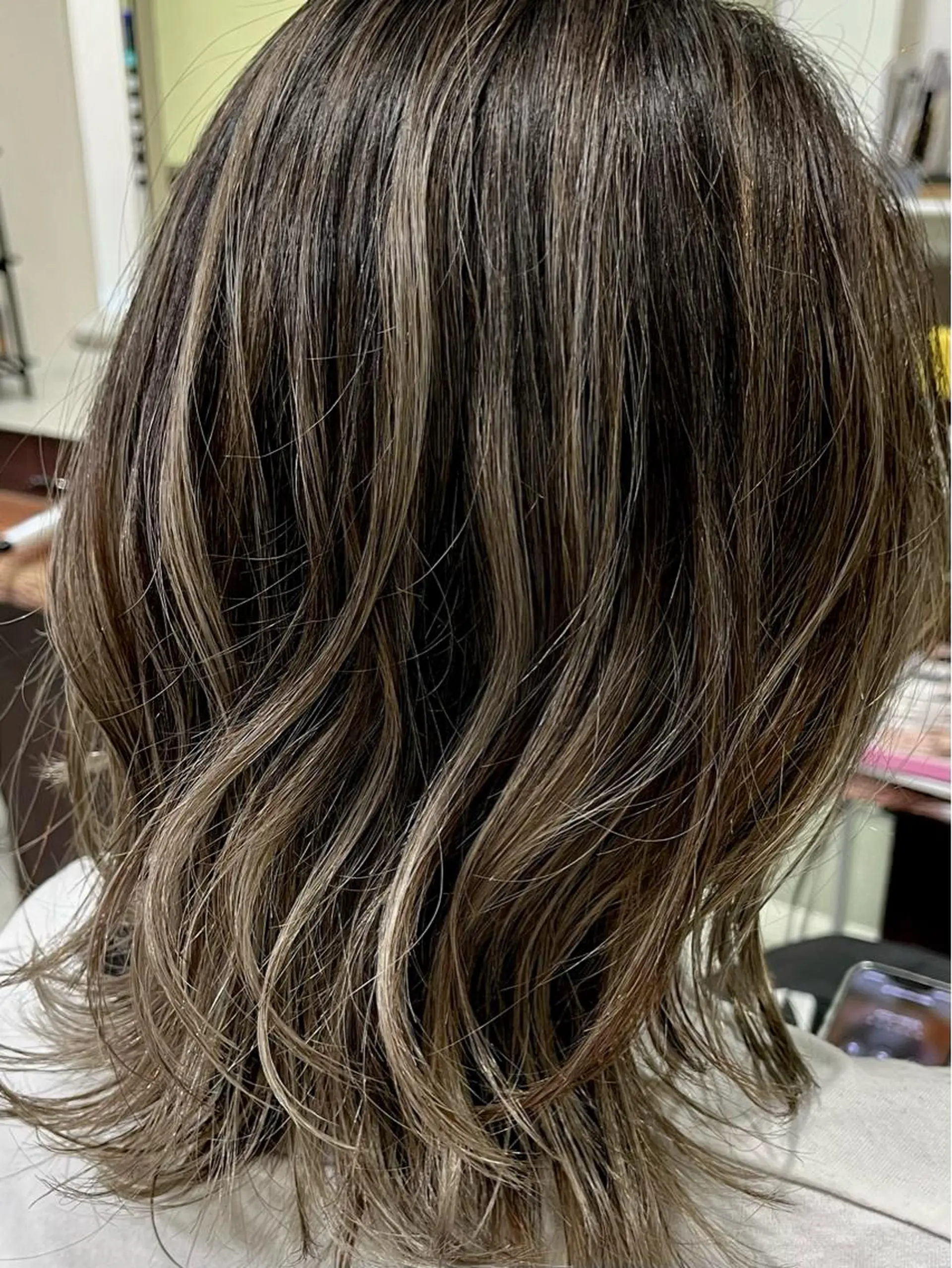 ミディアム カラー ハイライトカラー ハイライト カット ヘアカラー ママ美容師 ＊ヒマワリのヘアスタイル