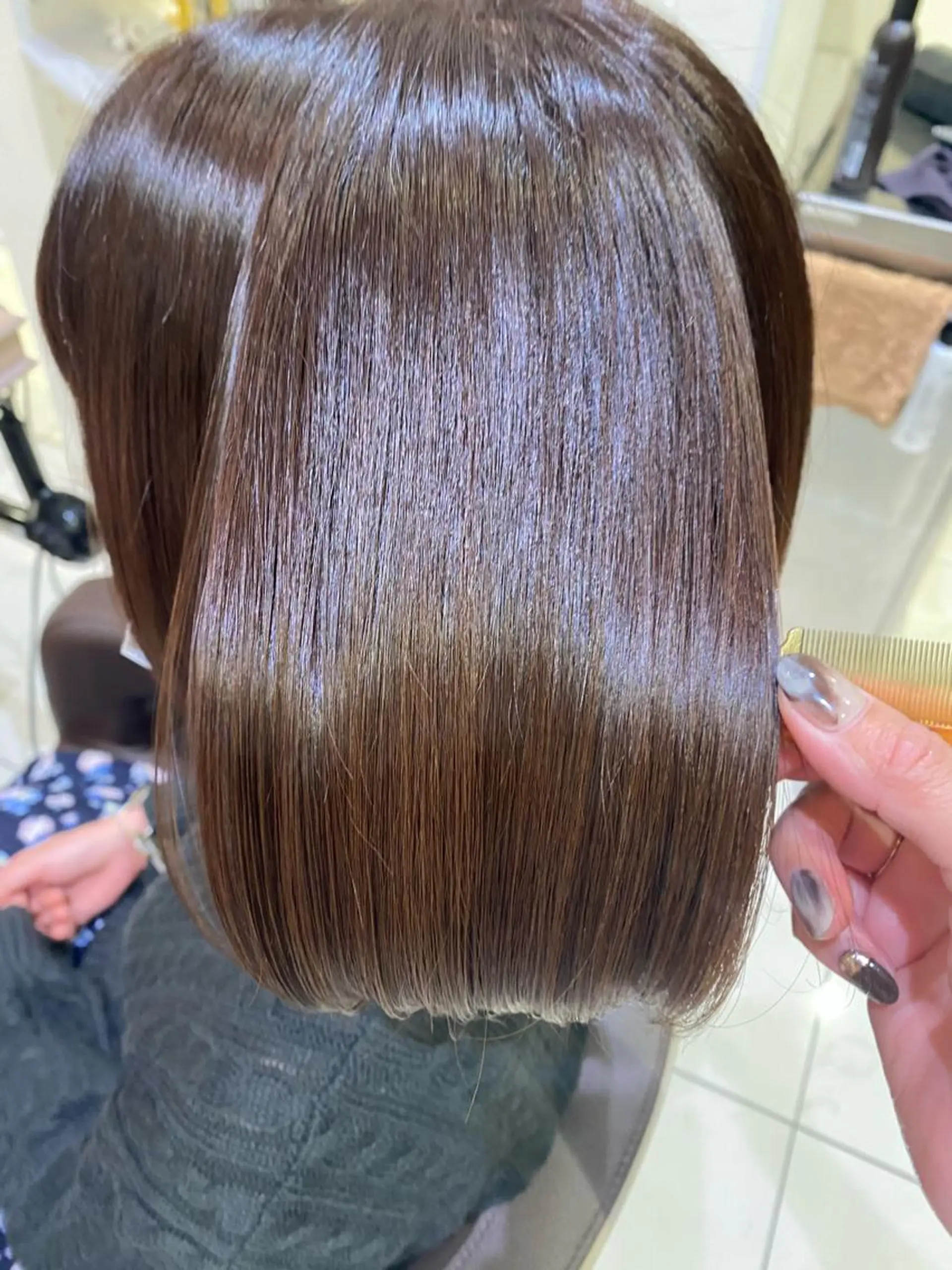 ミディアム 髪質改善 トリートメント 米良 志織のヘアスタイル