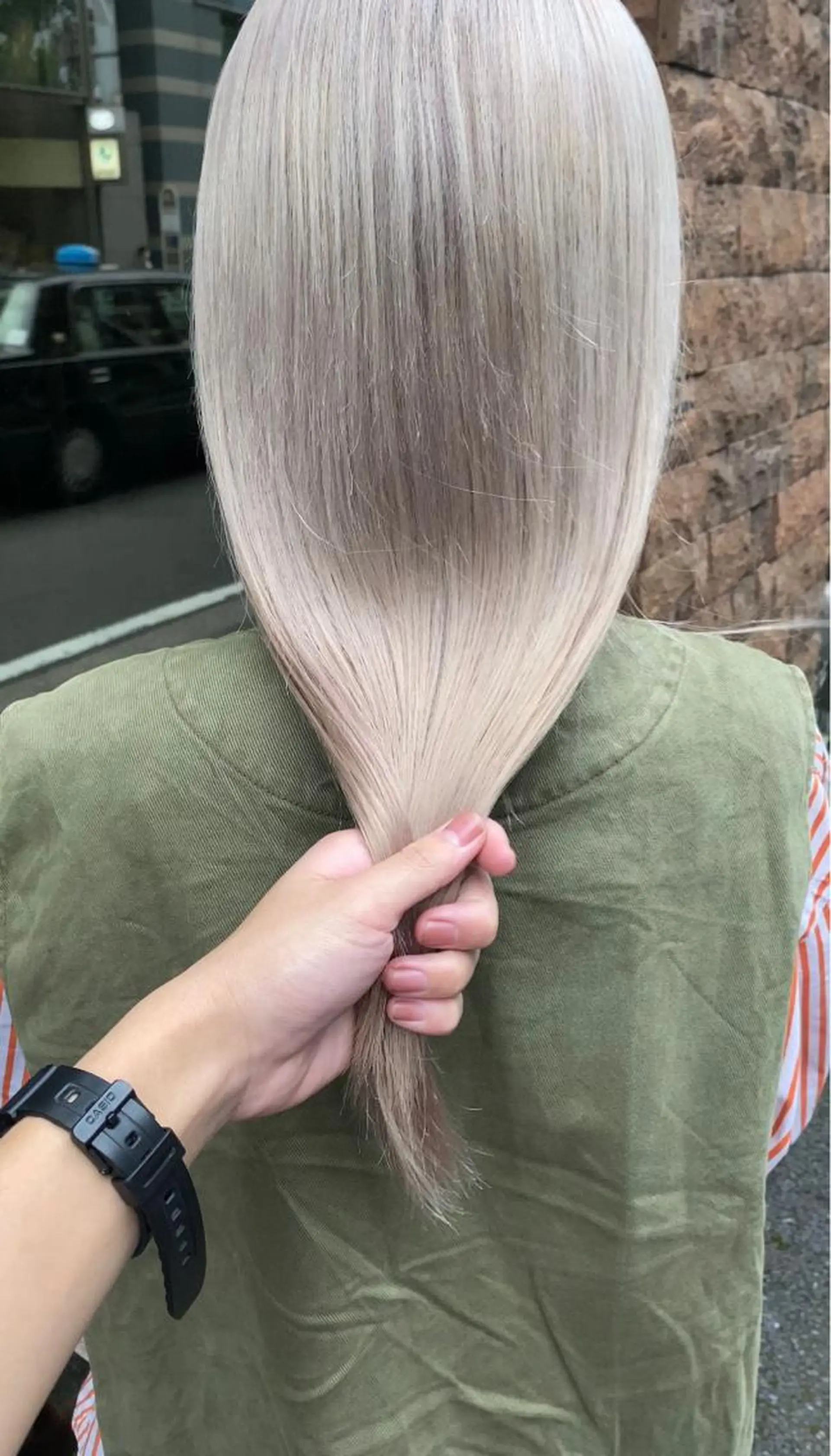 セミロング ハイトーン/ ボブ 中村麟のヘアスタイル