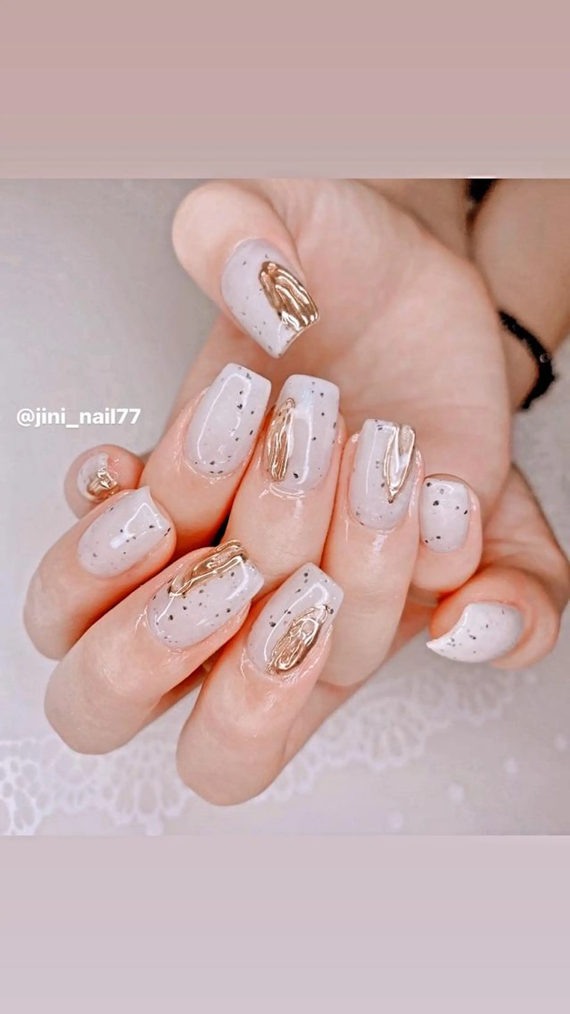ネイル ハンドネイル JINI NAIL所属・ジニ ネイルのネイルデザイン