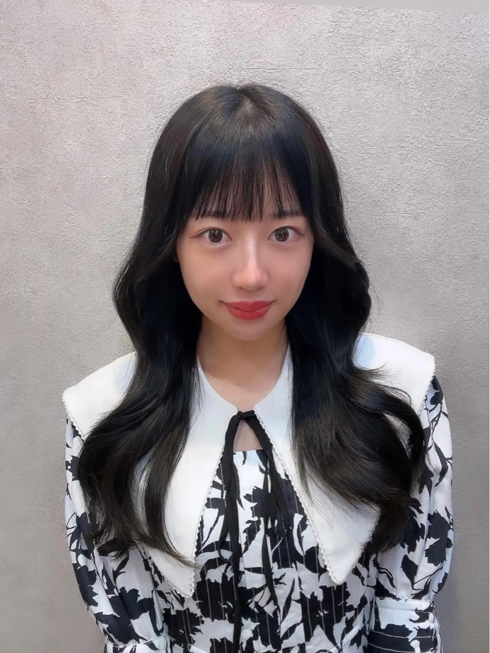 セミロング カラー ヘアアレンジ 黒髪 ブルーカラー ブルーブラック くびれヘア 韓国風ヘア 🩷韓国ヘア/ミディ アム🩷Maikaのヘアスタイル