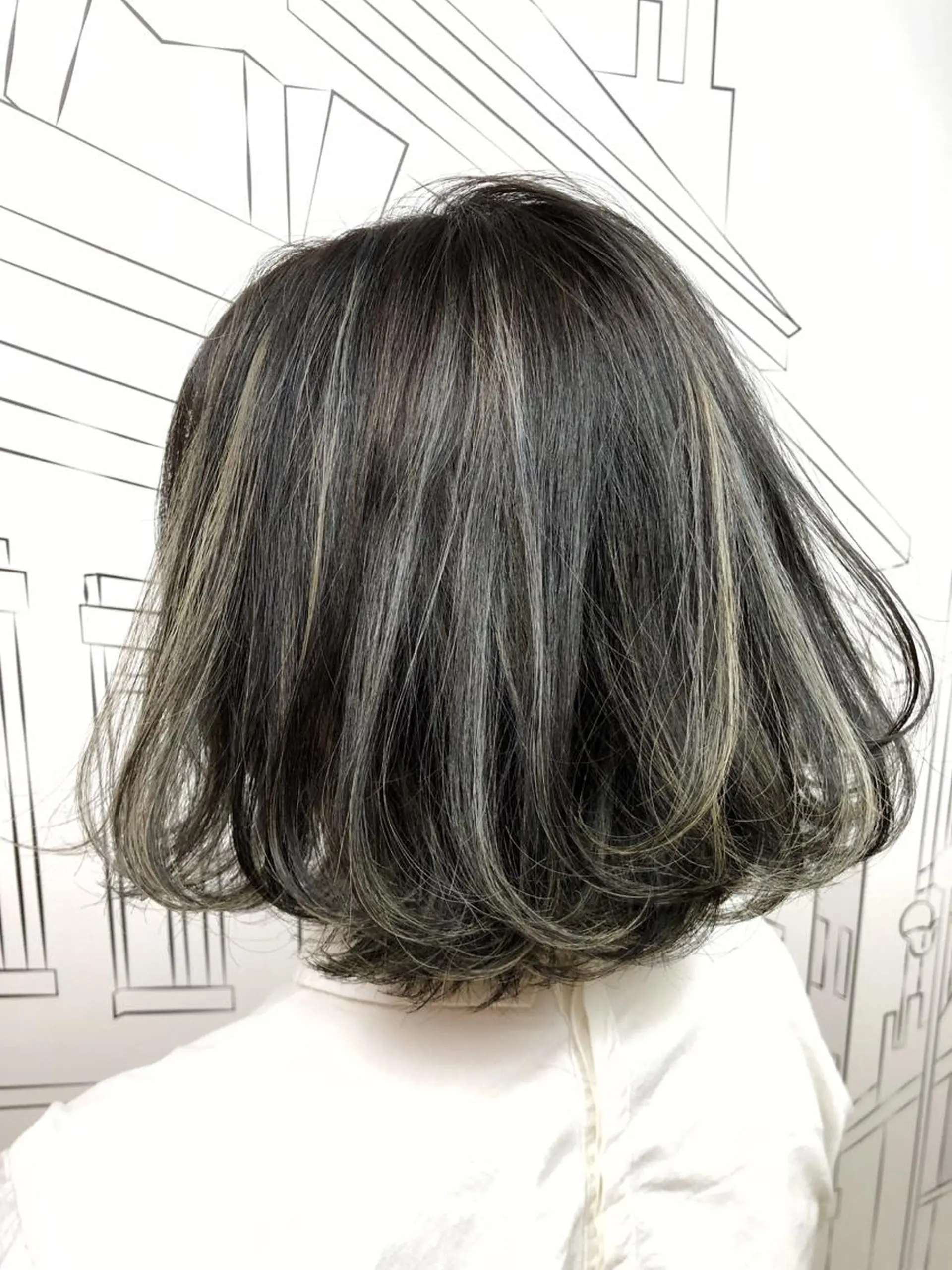 ミディアム カラー ハイライトカラー ボブ ハイライト レイヤー⭐️カラー ⭐️平川雅史のヘアスタイル