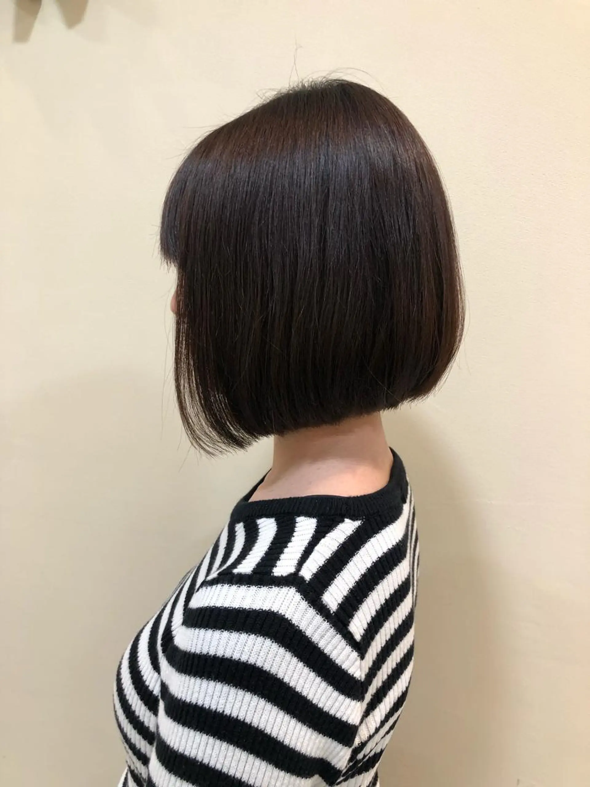 ショート ボブ 赤星 さえのヘアスタイル
