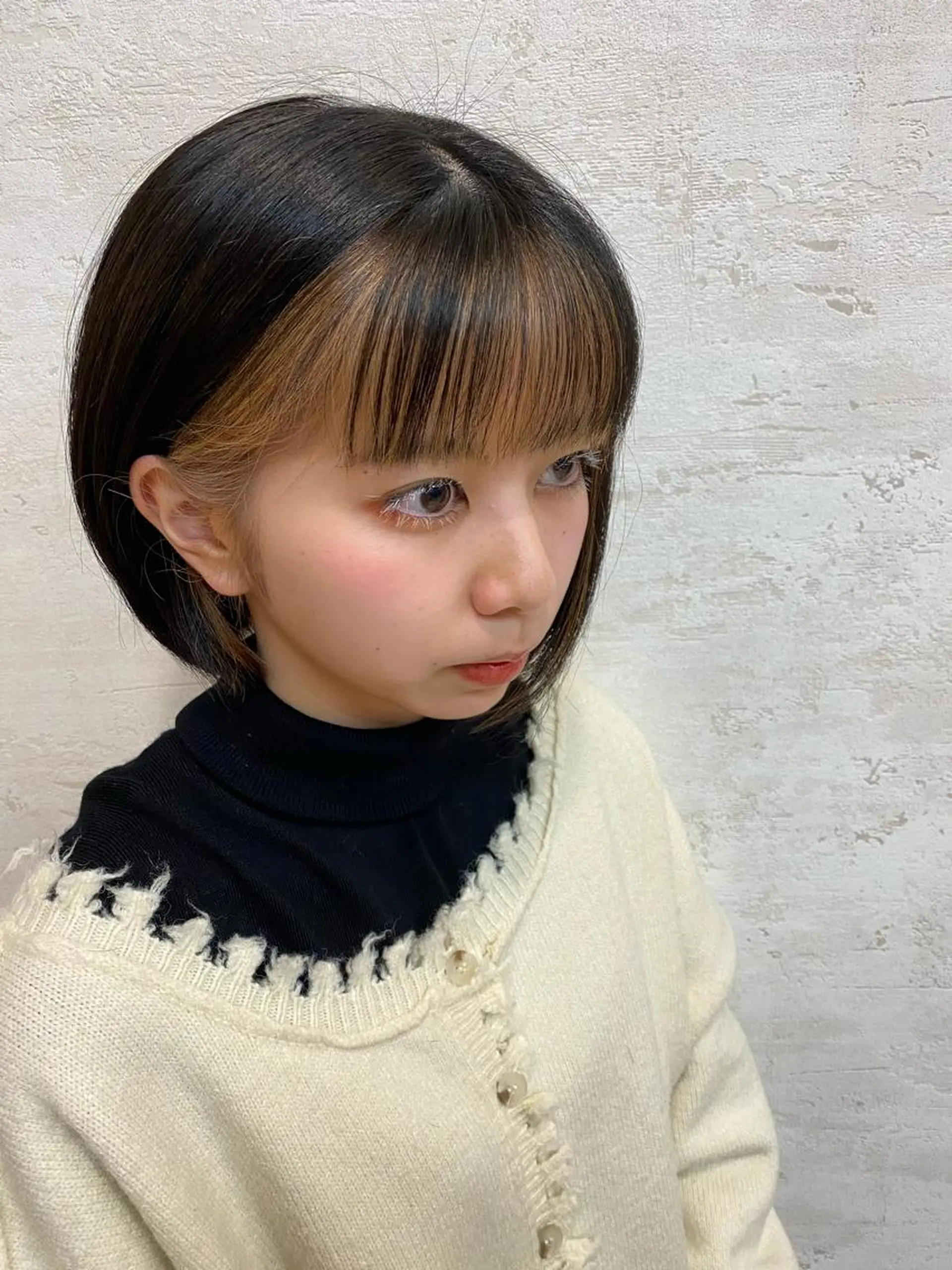 ミディアム カラー ミストバング  フェイスフレーミング Angelica／ WAKOのヘアスタイル