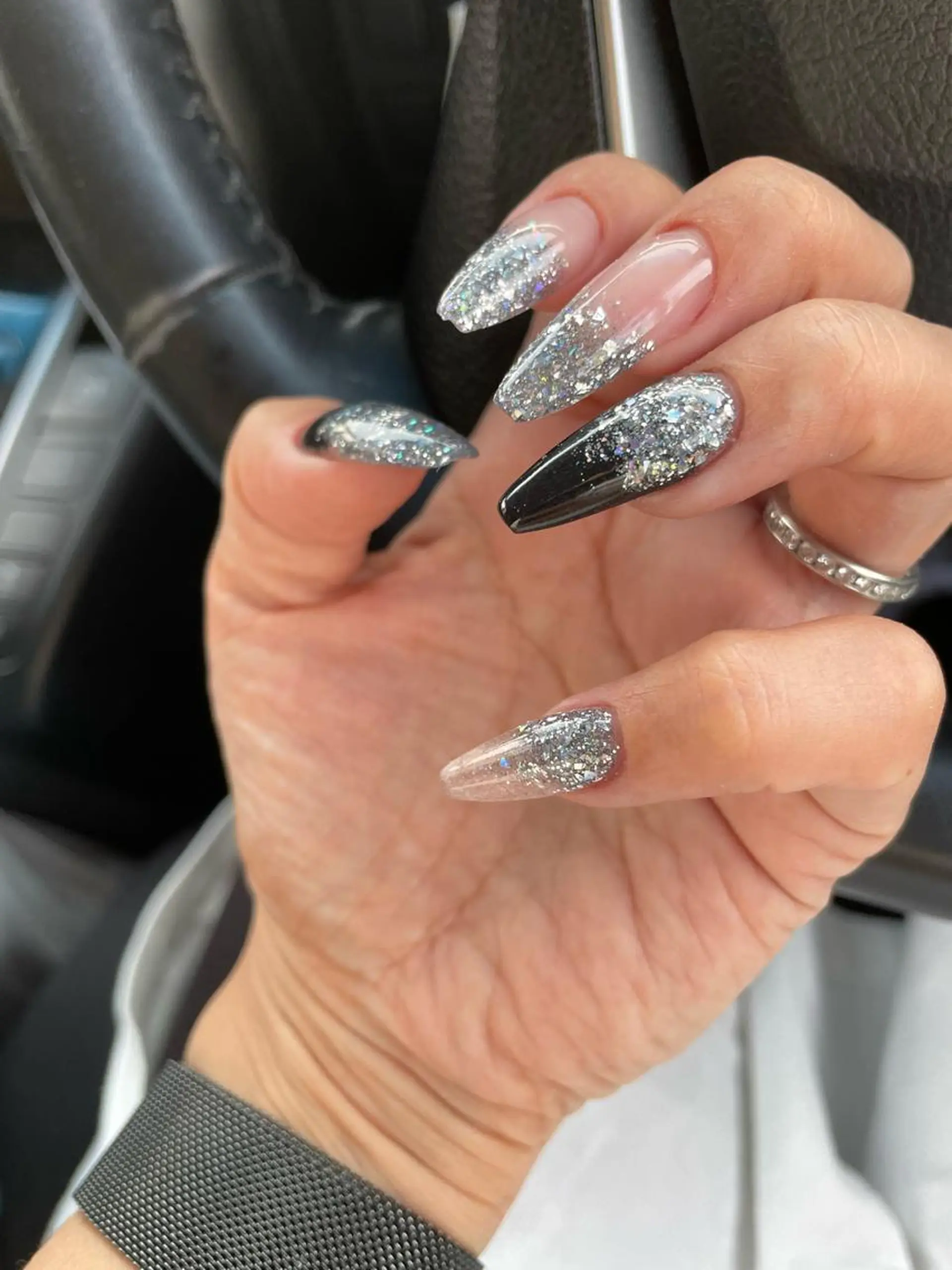 ネイル グラデーション ラメ(グリッター) YOUTH nails waxing所属・YOUTH natsumiのネイルデザイン