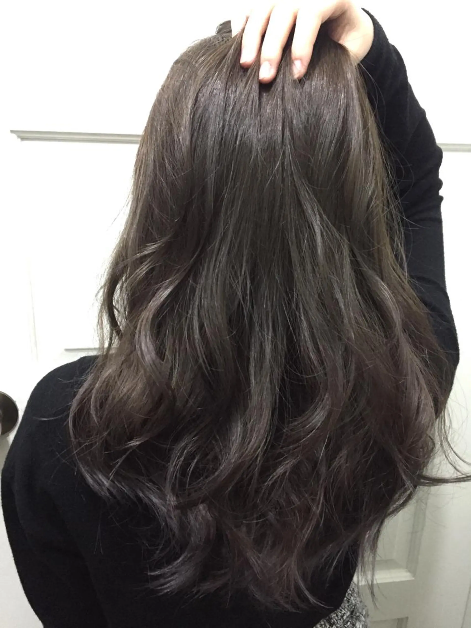 セミロング ロング カラー グレージュ ラベンダーカラー ラベンダーグレージュ ラベンダーグレー Heart's所属・若杉 諒のヘアスタイル