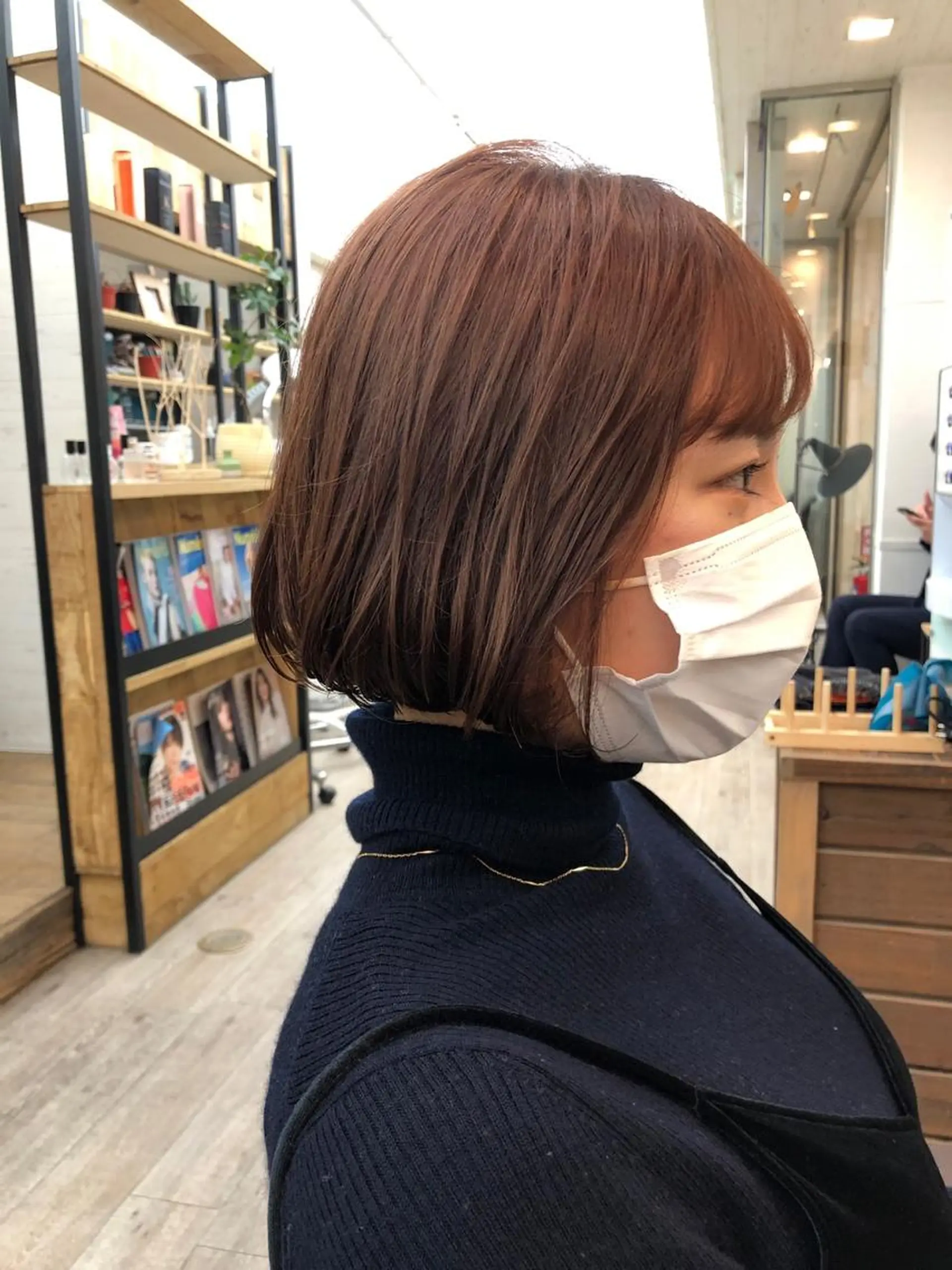 ショート カラー アディクシーカラー アッシュ ミストバング ブリーチ ブロンド カット ヘアカラー トリートメント N° anfeel 渋谷🪞🫧のヘアスタイル