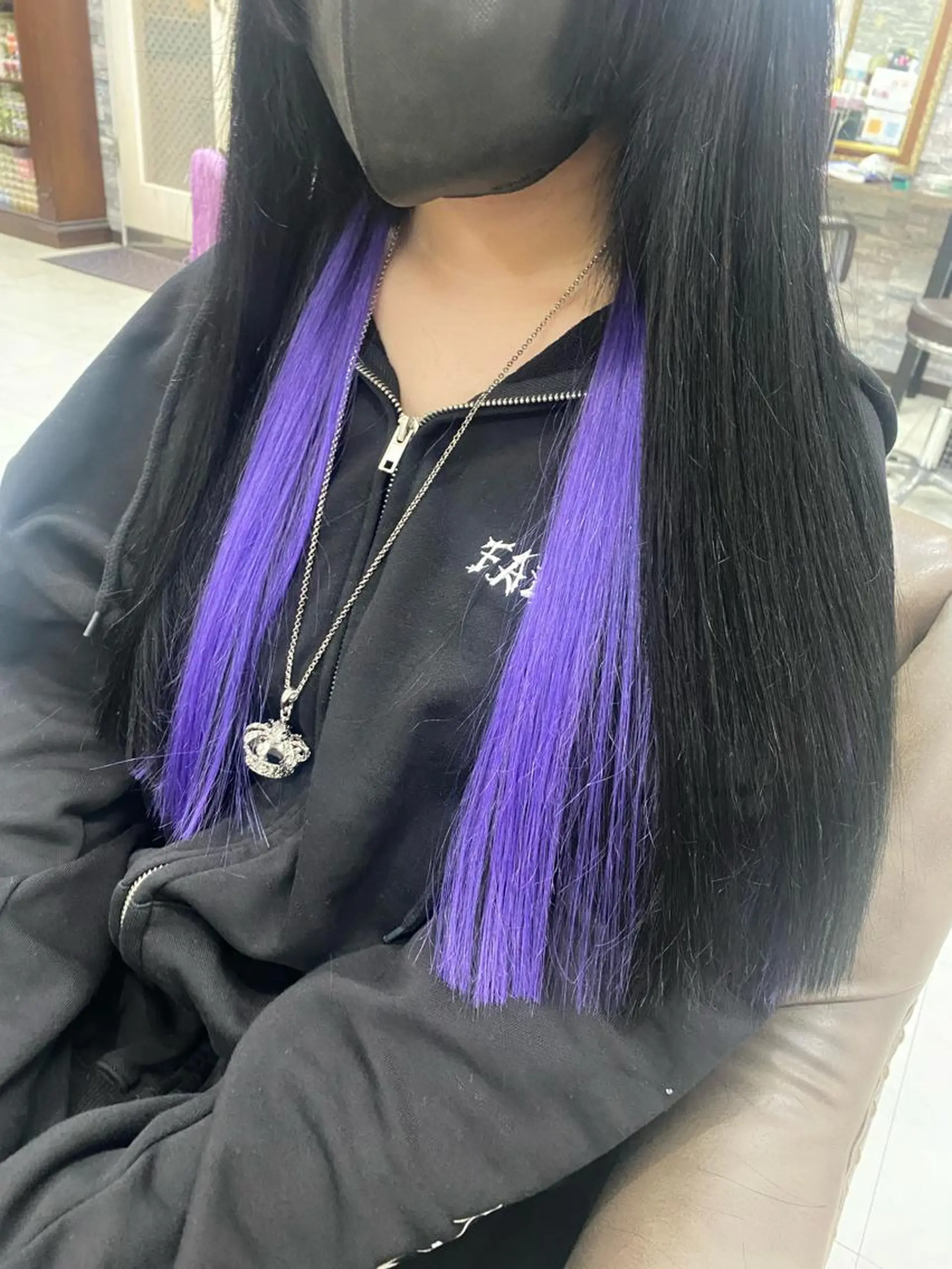 ミディアム エクステ 土屋朱理/ ハイトーンカラーのヘアスタイル