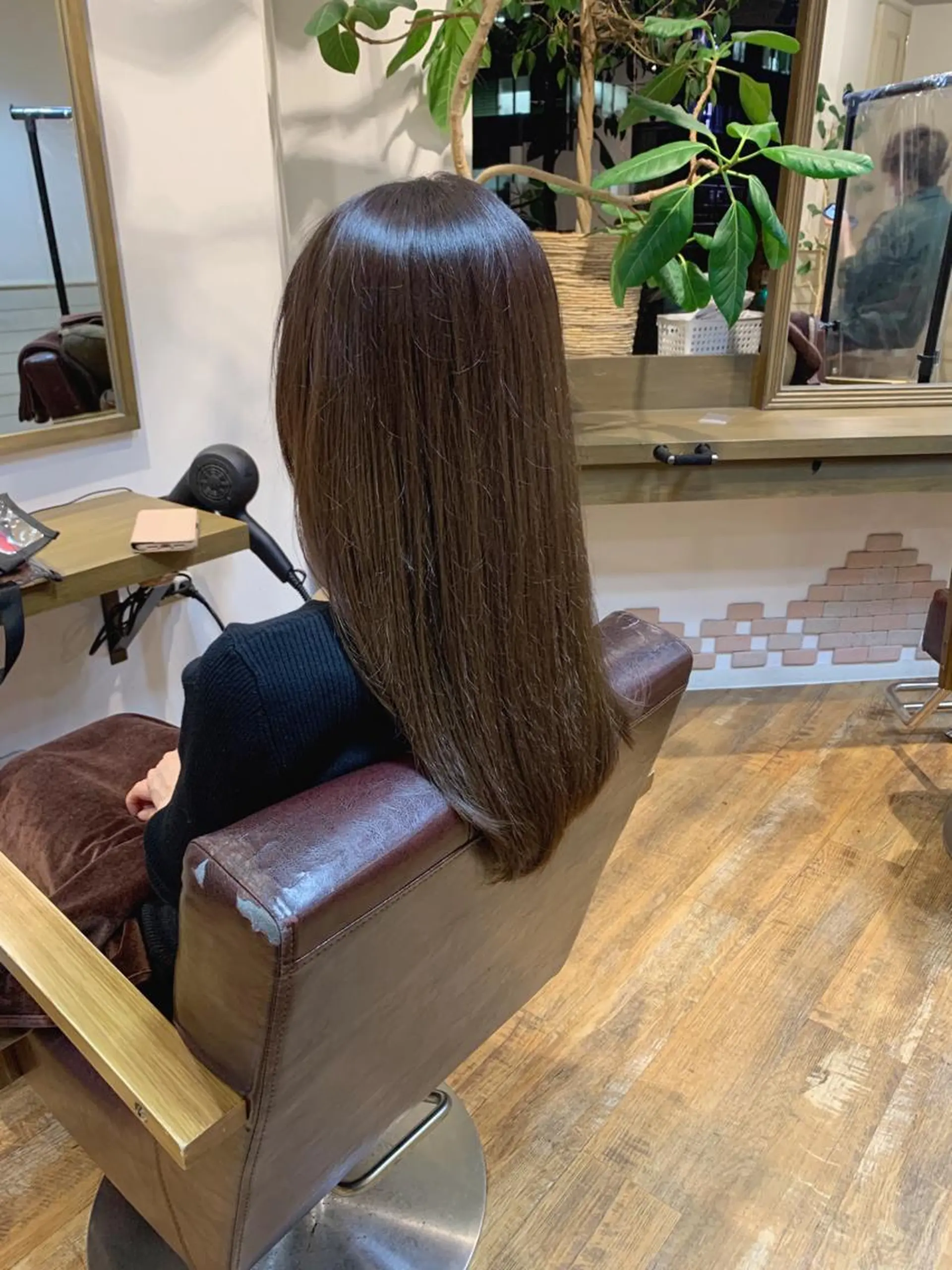 ロング カラー ✨️美髪矯正×似合わ せ艶カラー✨藤田透のヘアスタイル