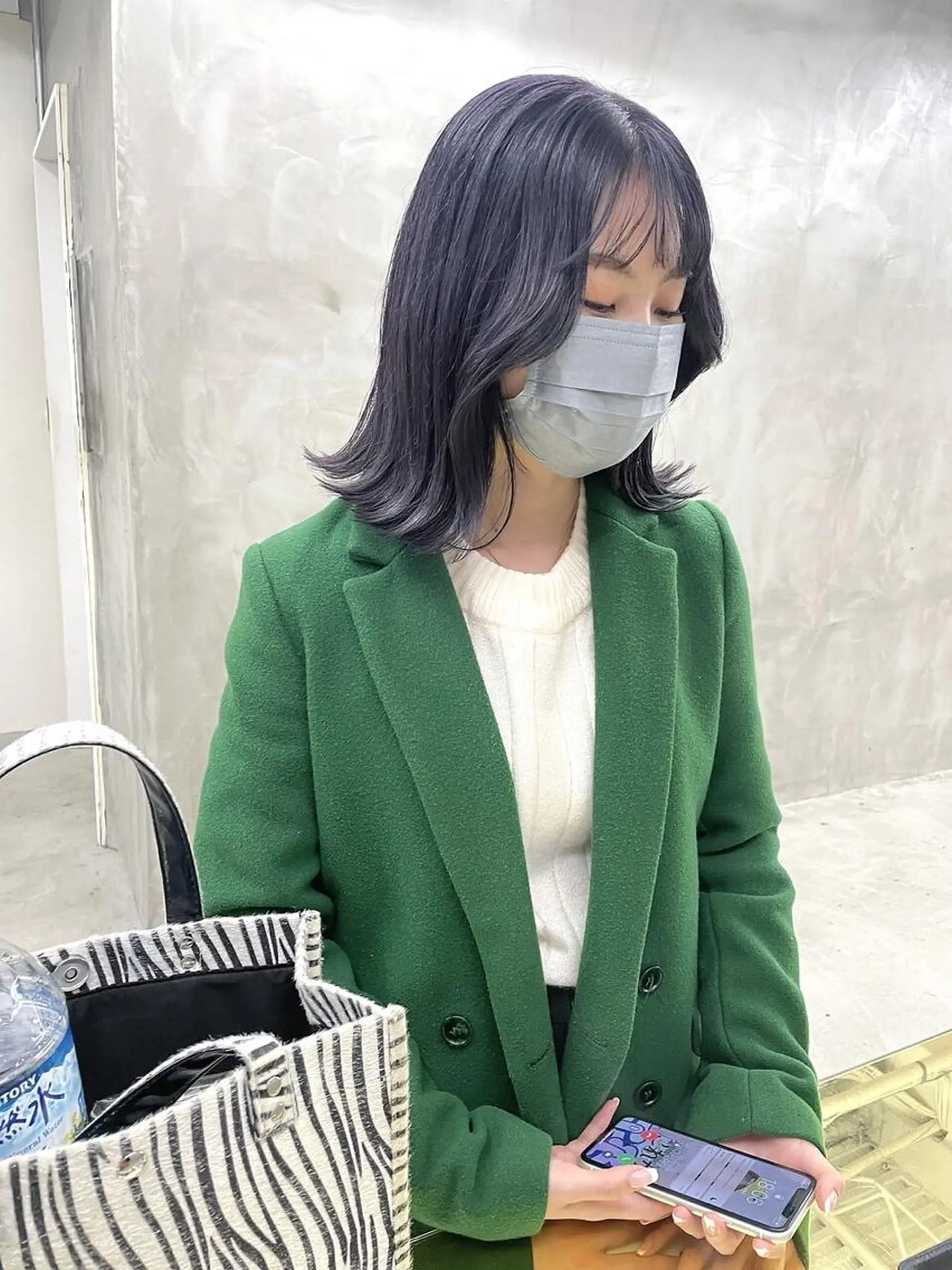 セミロング カラー パーマ ヘアアレンジ メンズ メンズバレイヤージュ メンズブリーチ センターパート フェードカット メンズハイライト ヘアカラー トリートメント ハイトーン/レイヤー 🌸さくらのヘアスタイル