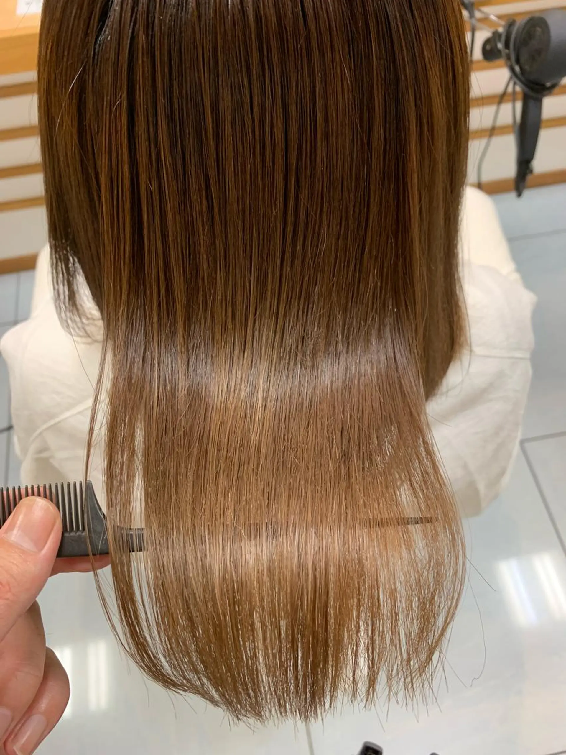 セミロング 髪質改善 トリートメント トリートメント 髪質改善/縮毛矯正 /ブリーチ矯正/岡部のヘアスタイル
