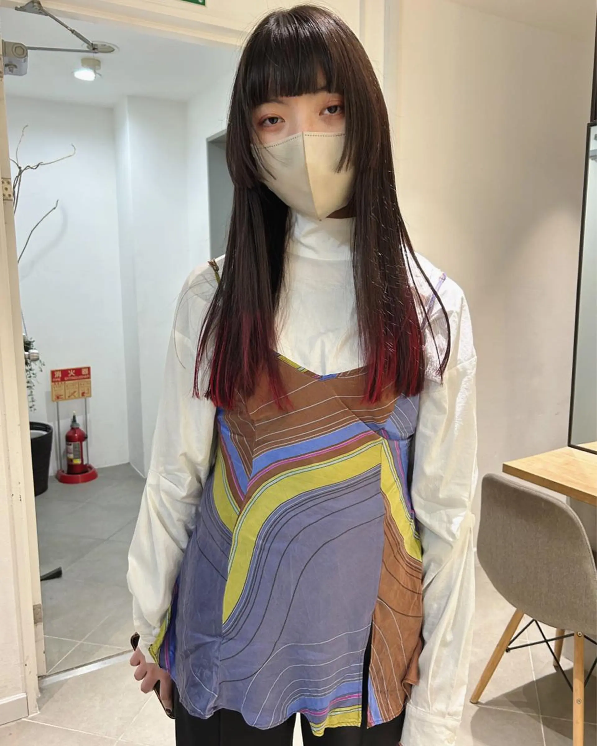 セミロング カラー ハイライトカラー ハイライト カット ヘアカラー トリートメント Loom.所属・村上雅人 ナチュラルモードのヘアスタイル