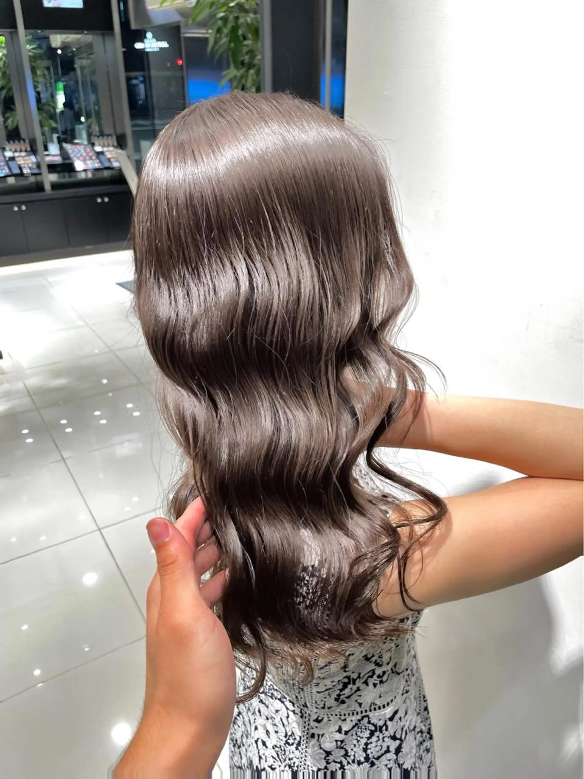 ロング JAMシェアサロン ブランエスパ店所属・大人世代 髪質改善のヘアスタイル