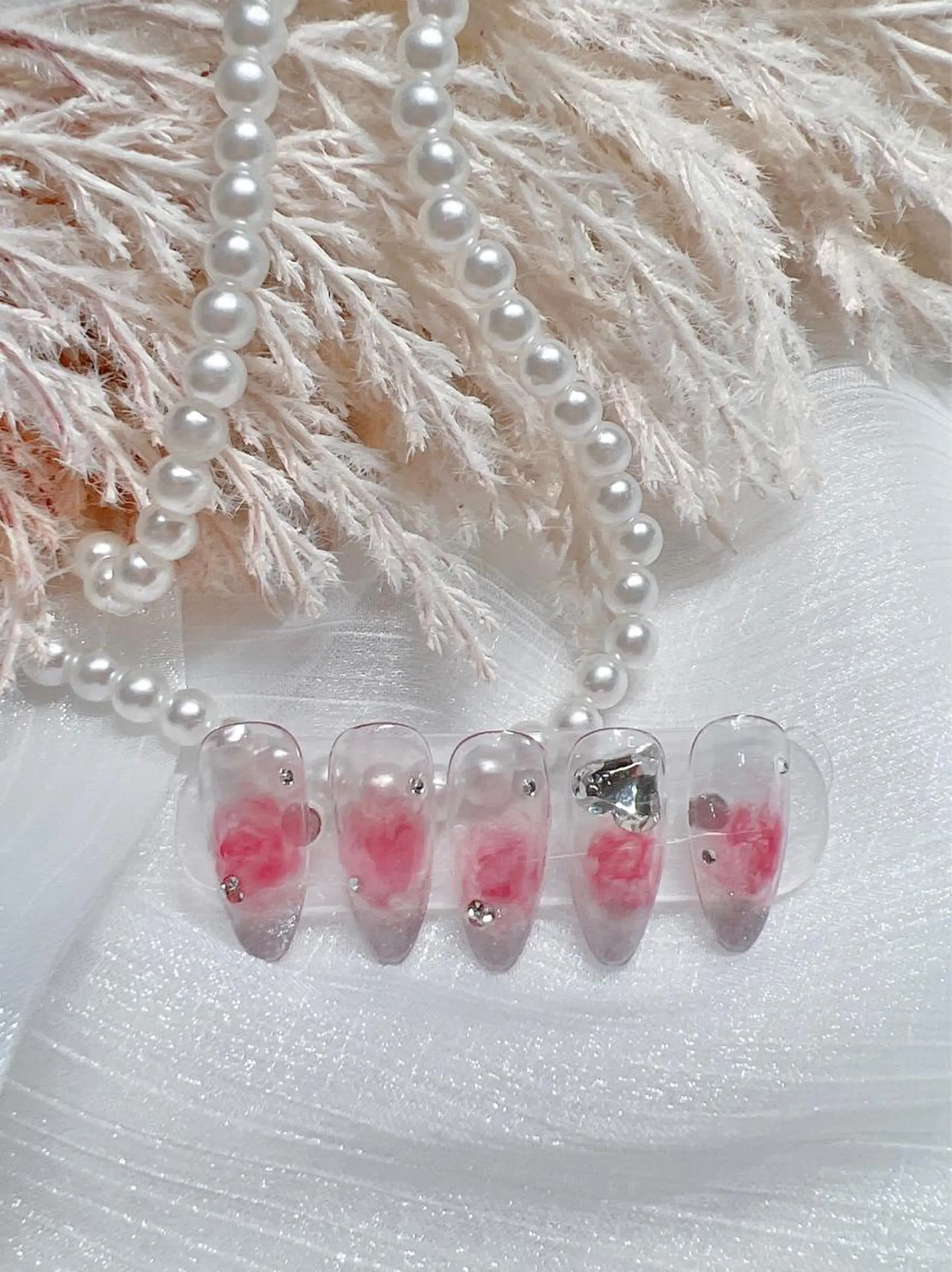 ネイル チークネイル グラデーション マグネットネイル ハンドネイル Melody メロディのネイルデザイン