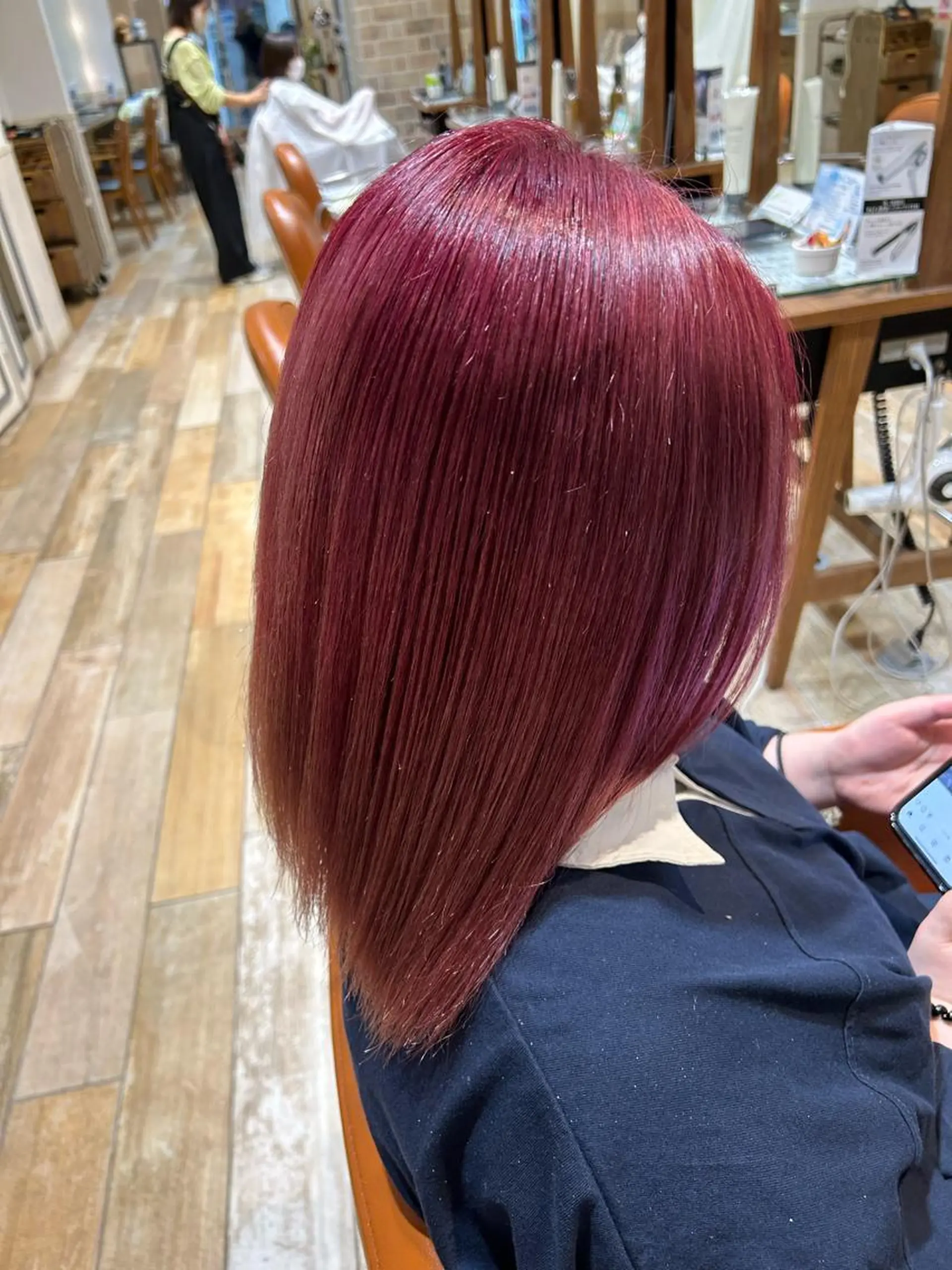 カラー ヘアカラー 須藤 向日葵のヘアスタイル