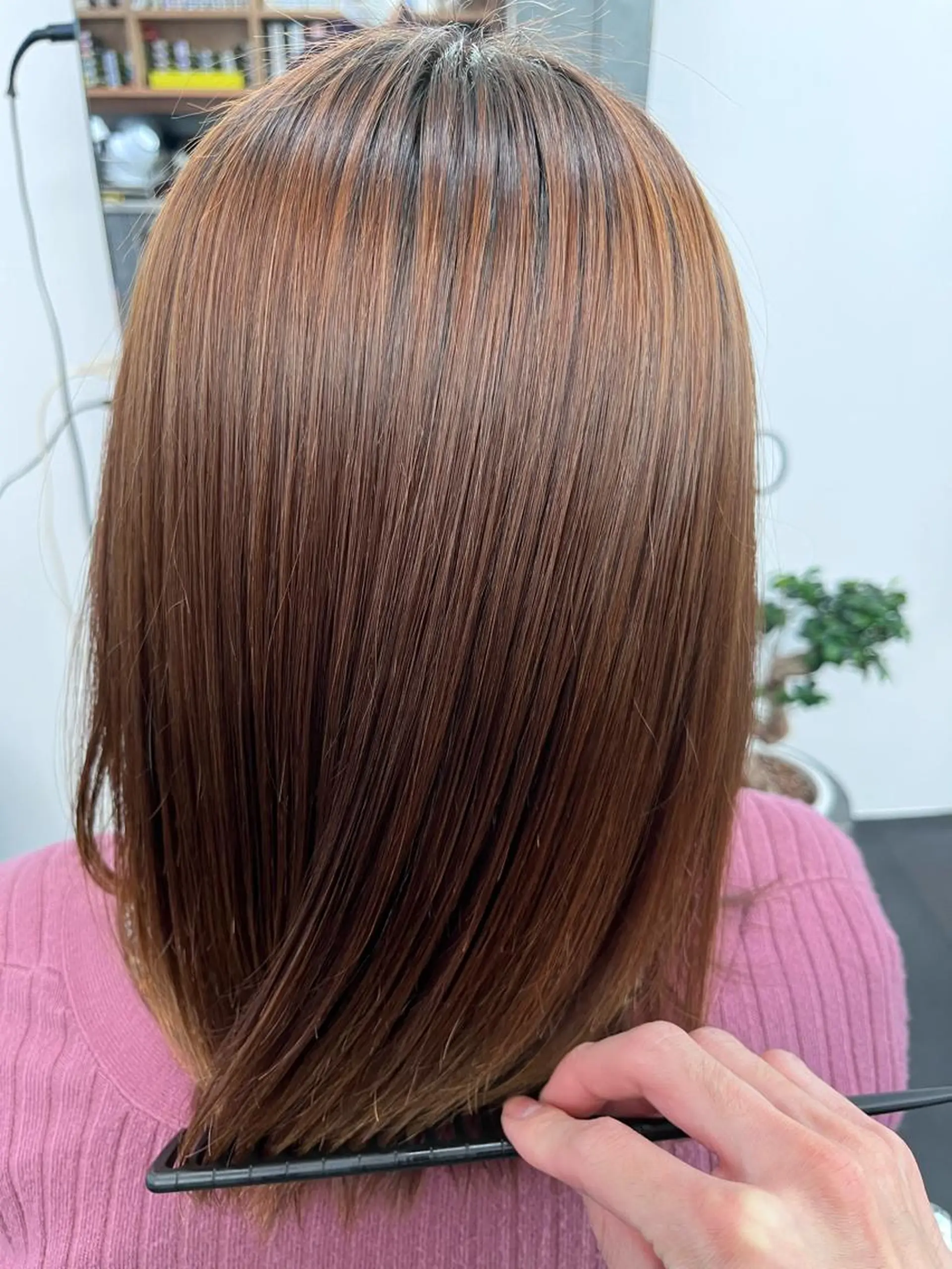 ミディアム 酸性ストレート heir studio Baretta所属・山本 銀次郎のヘアスタイル