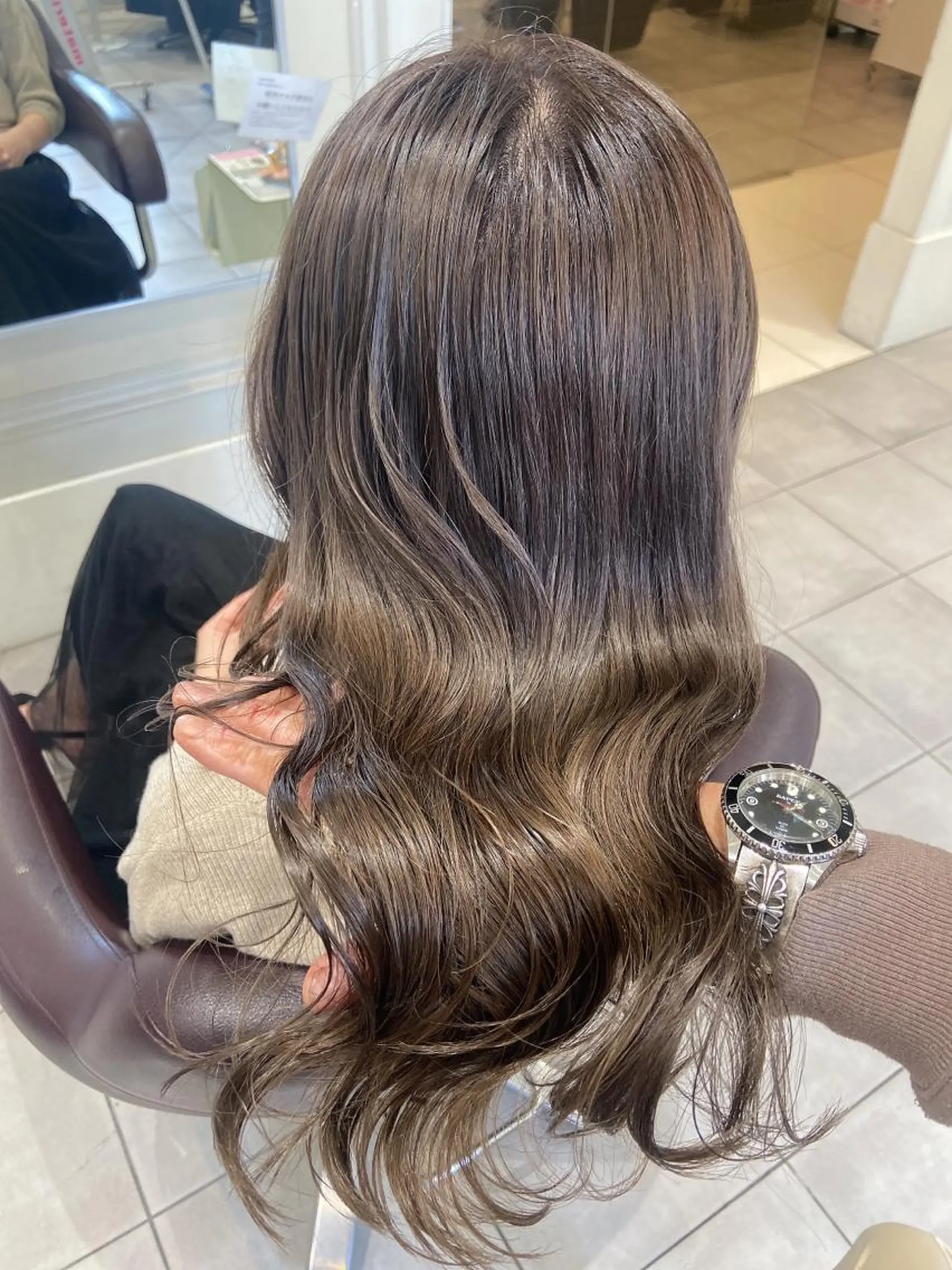 セミロング カラー アクアカラー ダブルカラー グラデーションカラー ハイライトカラー イルミナカラー カット ヘアカラー 韓国/色気/レイヤー /avance天王寺のヘアスタイル