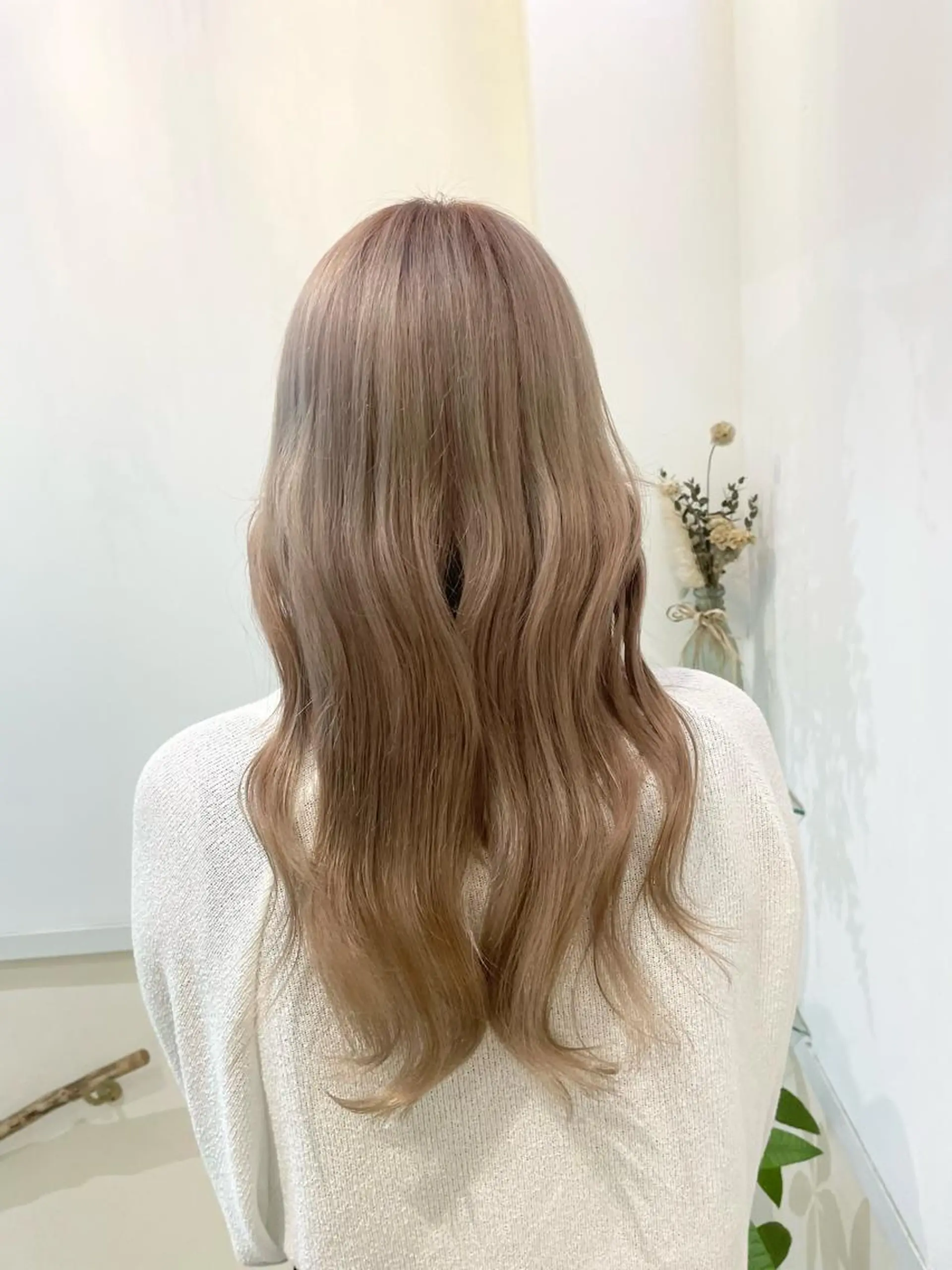 ロング カラー ヘアカラー トリートメント 髪質改善カラー🤍 エクステ✨君島由実子のヘアスタイル