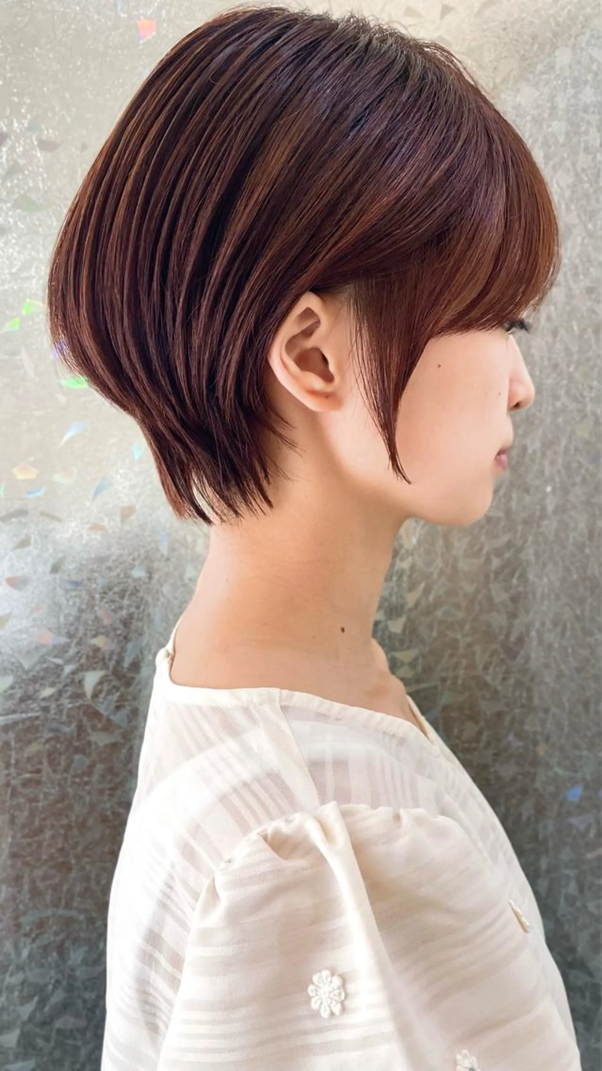 ショート カラー 明るい白髪染め専門店兵庫駅前店所属・山口 一馬のヘアスタイル