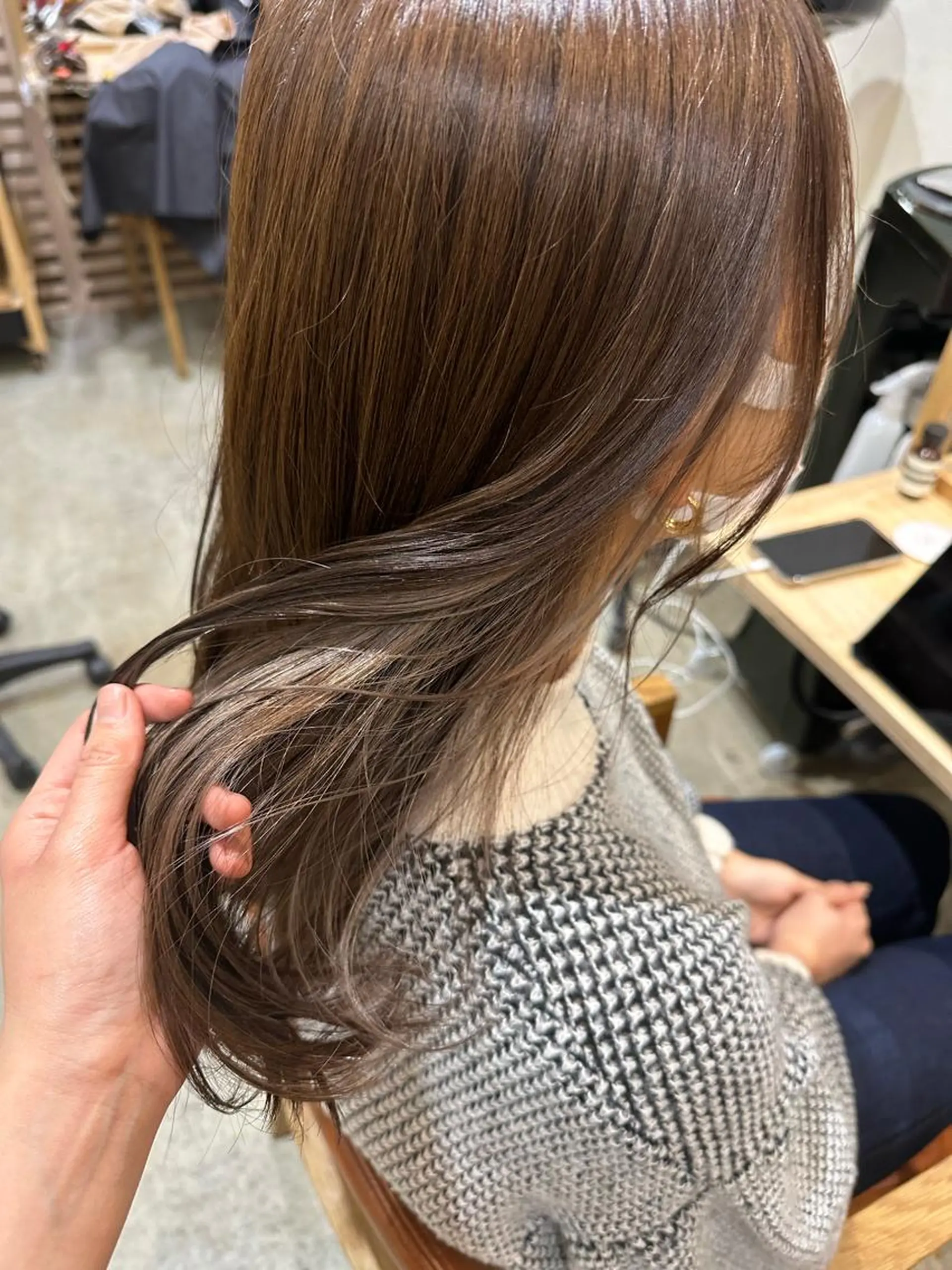 ショート カラー パーマ ヘアアレンジ ショートボブ インナーカラー オリーブカラー ボブ ショートヘア ボブ/レイヤー/ニュ アンスパーマ/小夏のヘアスタイル