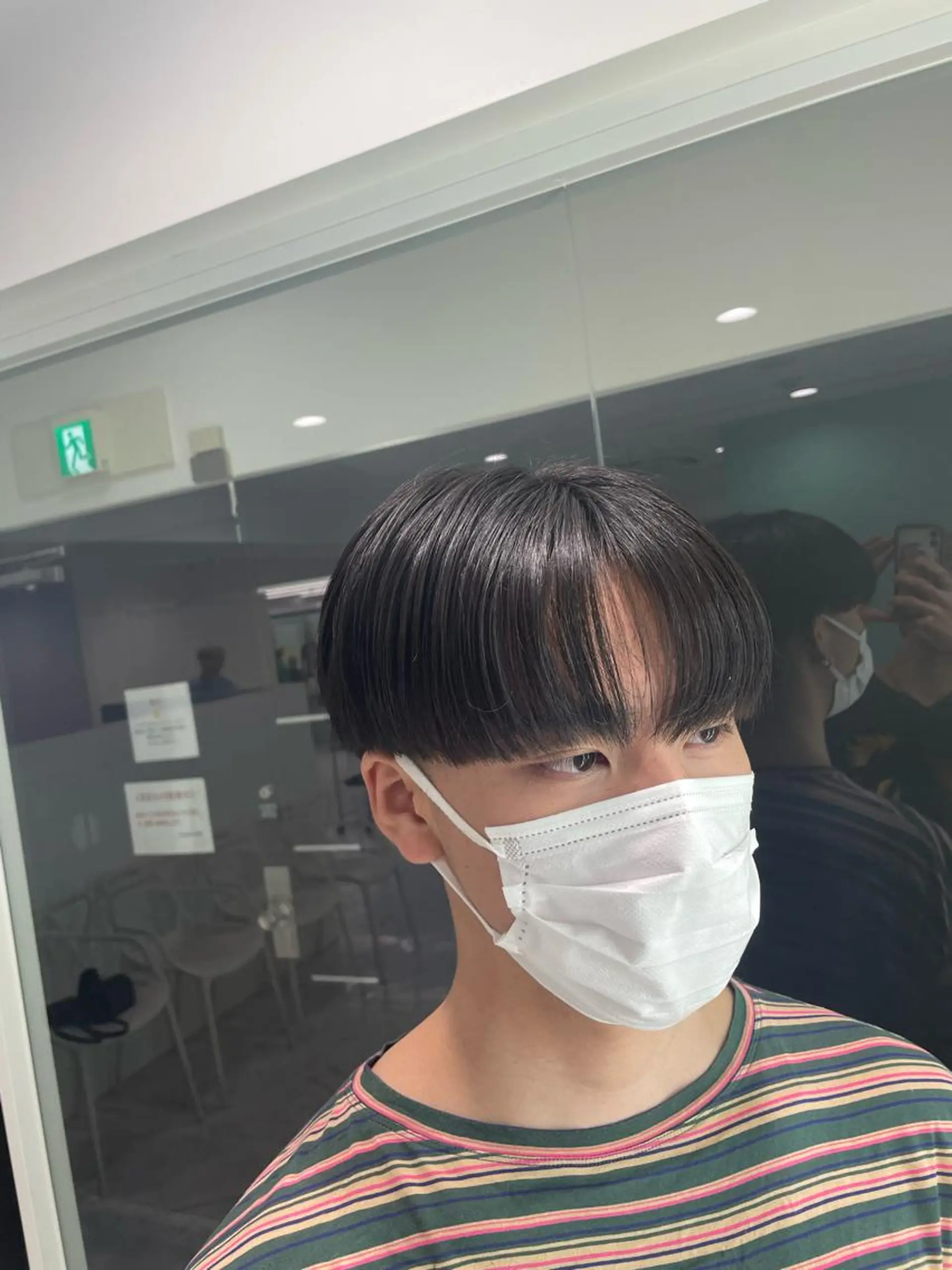 ミディアム ヘアアレンジ メンズ 顔まわりカット の達人のヘアスタイル