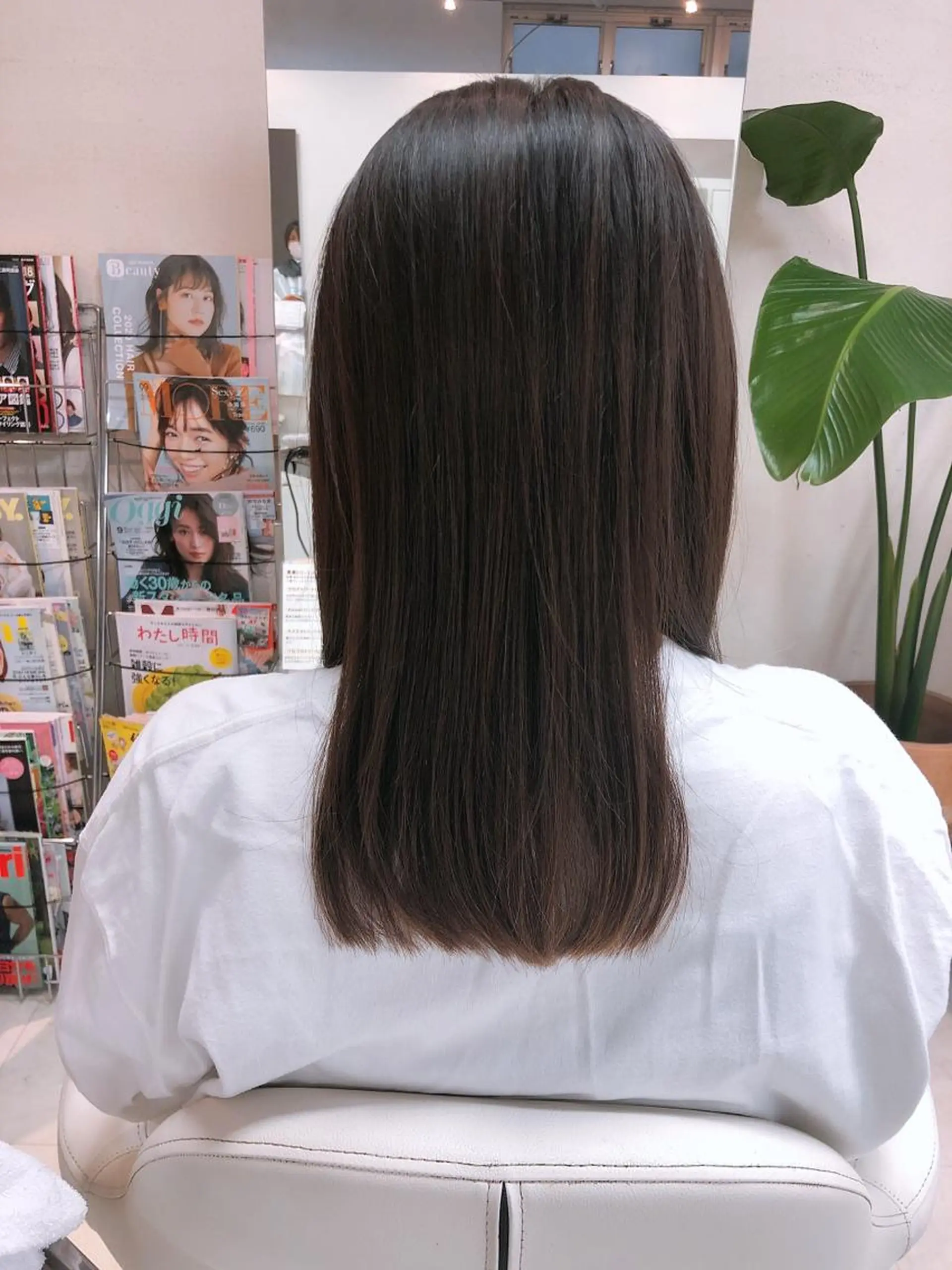 ミディアム カット トリートメント 阿部 美咲のヘアスタイル