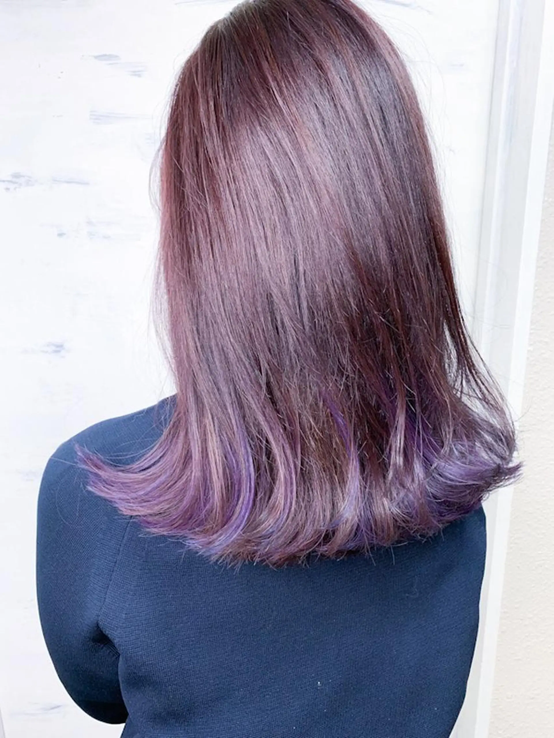 セミロング カラー ハイライトカラー ラベンダーカラー パープルカラー ハイライト ヘアカラー BOX mico.のヘアスタイル