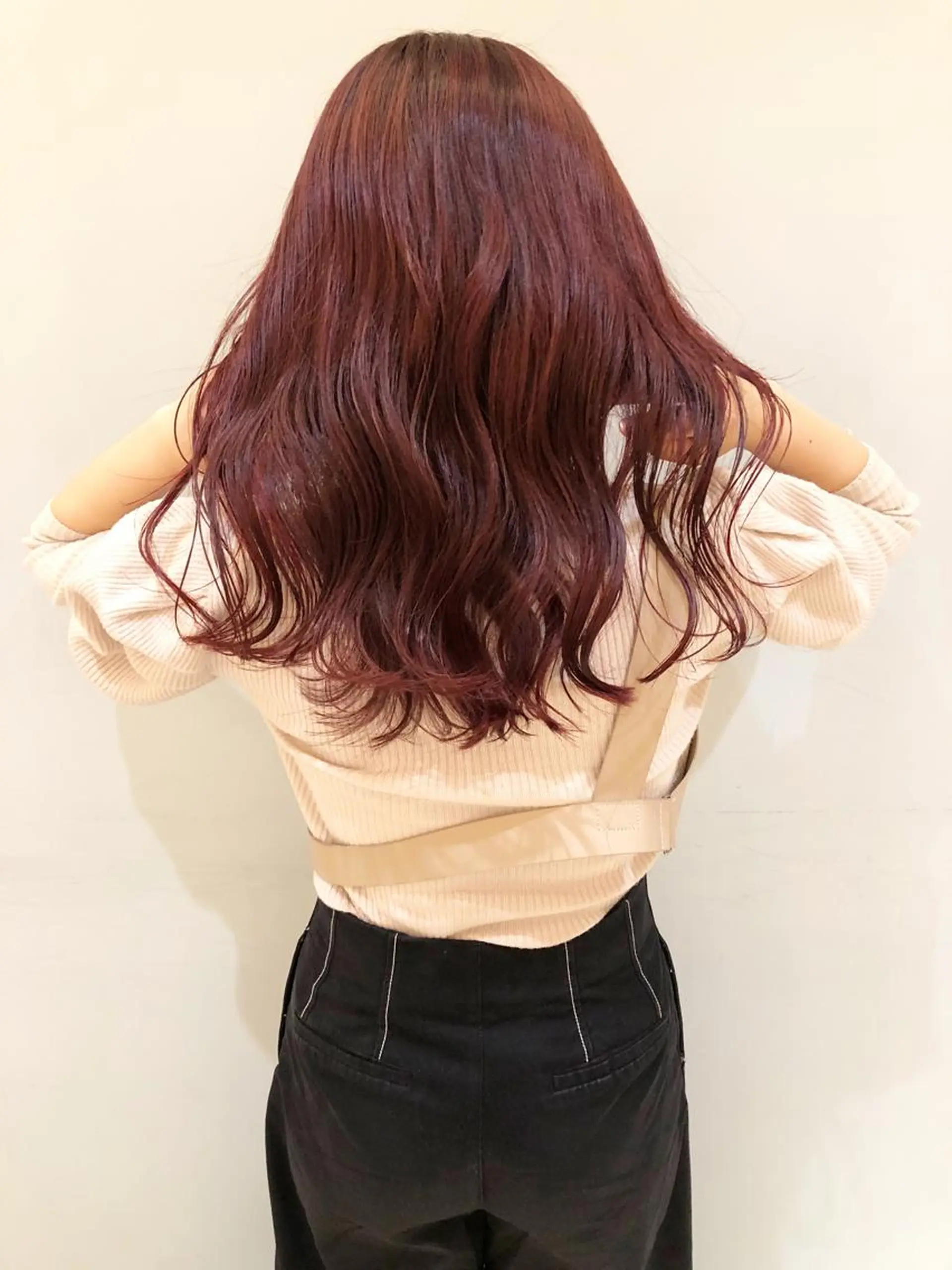 セミロング ケアブリーチ/ エクステ/レイヤーのヘアスタイル