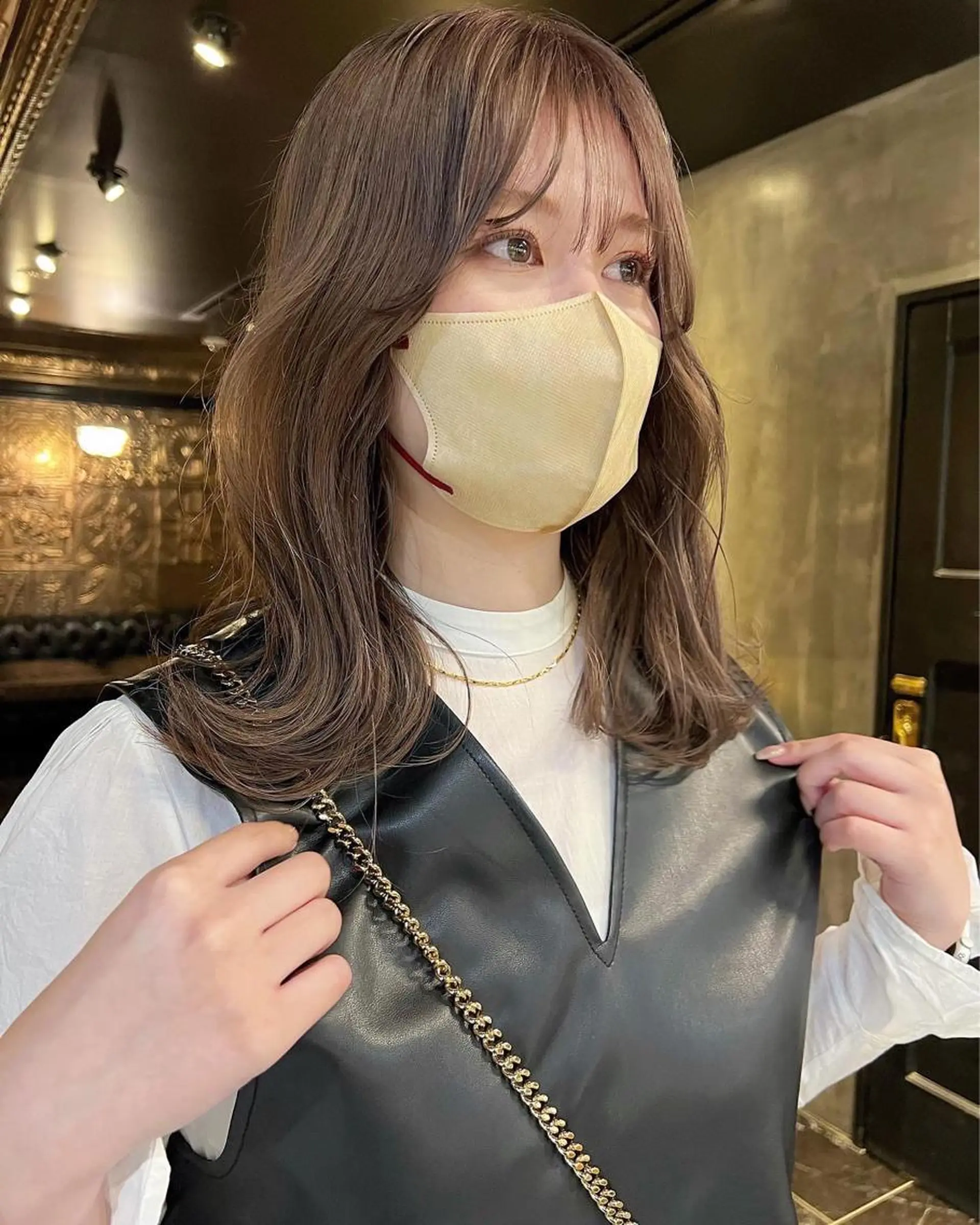 ミディアム カラー ベージュカラー カット ヘアカラー haco＋所属・圧倒的デザイン力 店長🎨RENAのヘアスタイル