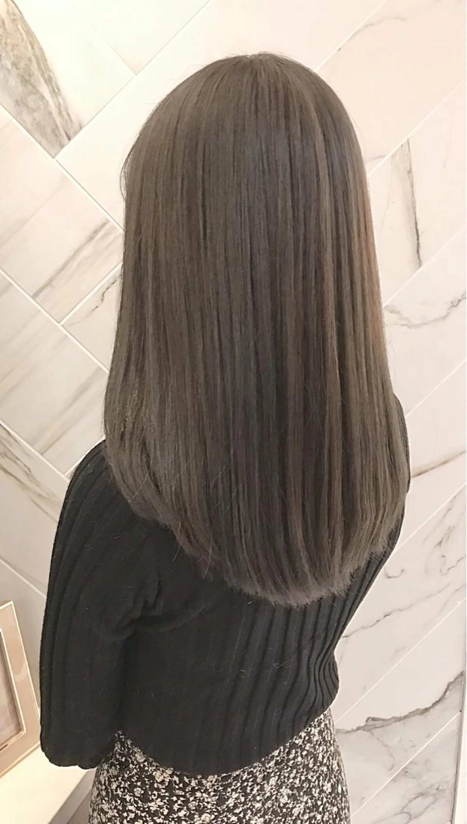 セミロング カラー アクアカラー アッシュ ブルーカラー ブルーアッシュ 髪質改善 KANOI 銀座中央通り所属・上條 航平のヘアスタイル