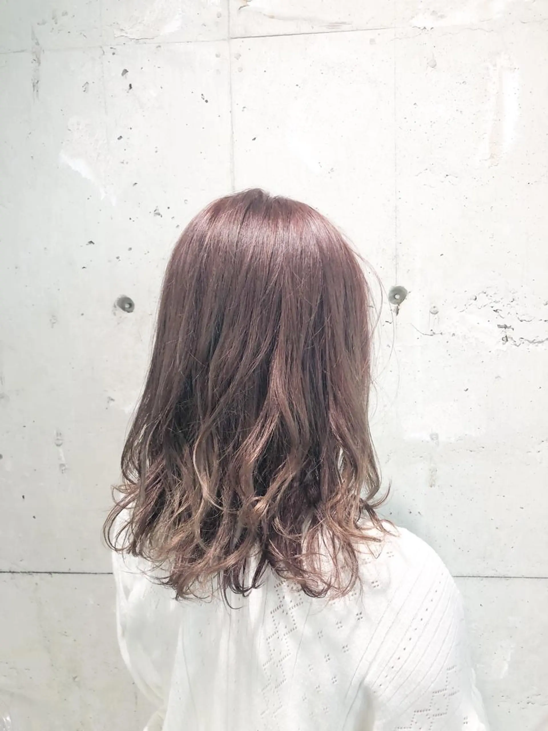 ミディアム カラー パーマ ヘアアレンジ メンズ キッズ ネイル マツエク・マツパ メンズブリーチ ブリーチ ケアブリーチ 透明感カラー ブラウン Rene'所属・当日予約⭕️ yuriのヘアスタイル