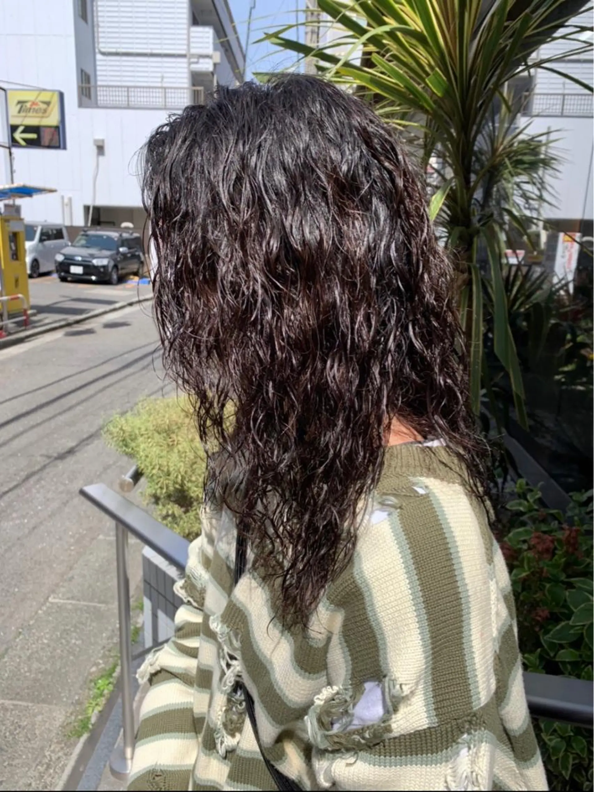 ロング パーマ ツイストスパイラルパーマ スパイラルパーマ パーマ職人 渡邊　優雅のヘアスタイル