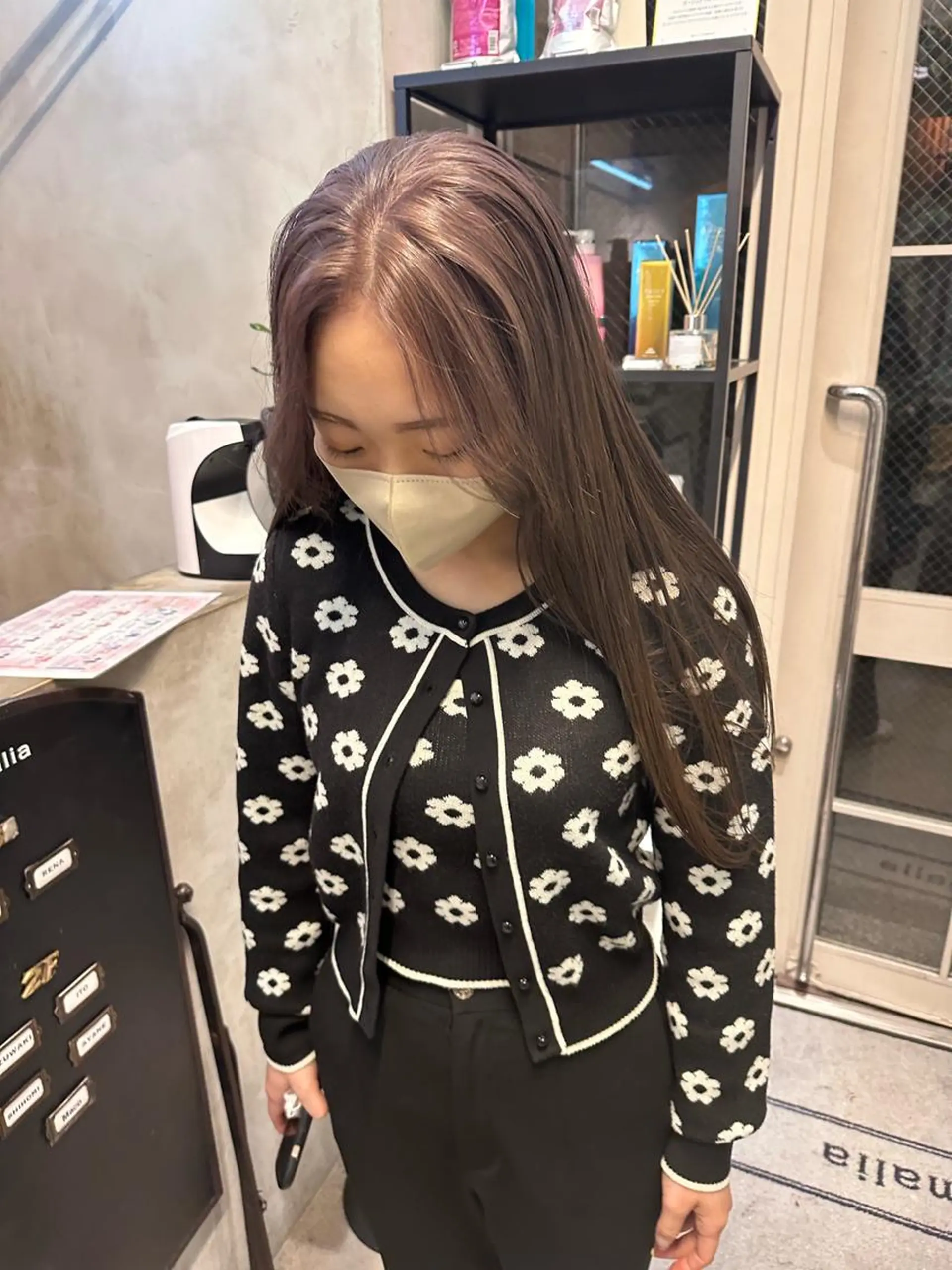 ロング カラー ヘアカラー トリートメント REINA☁️透明感 カラー/ぷつっと♡のヘアスタイル