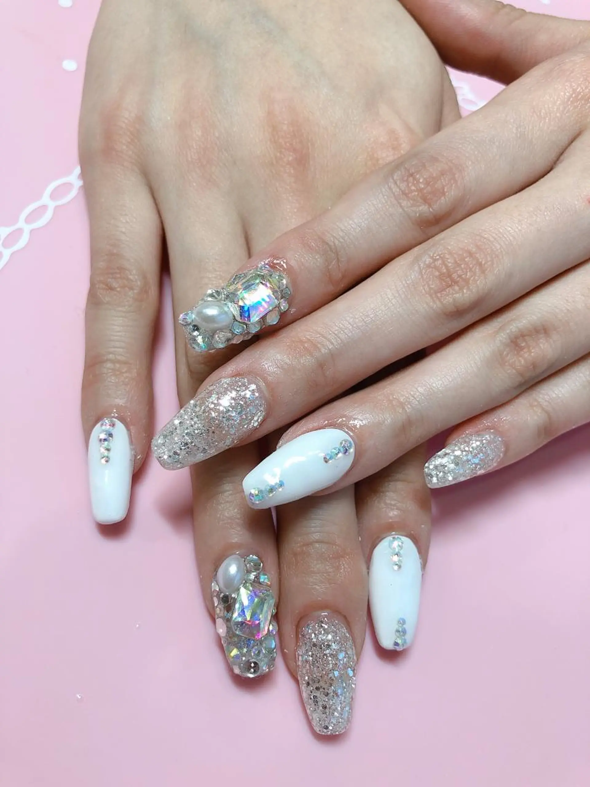 ミディアム ネイル ハンドネイル 《LB》ラブリエ Nail&eyeのマツエク・マツパデザイン