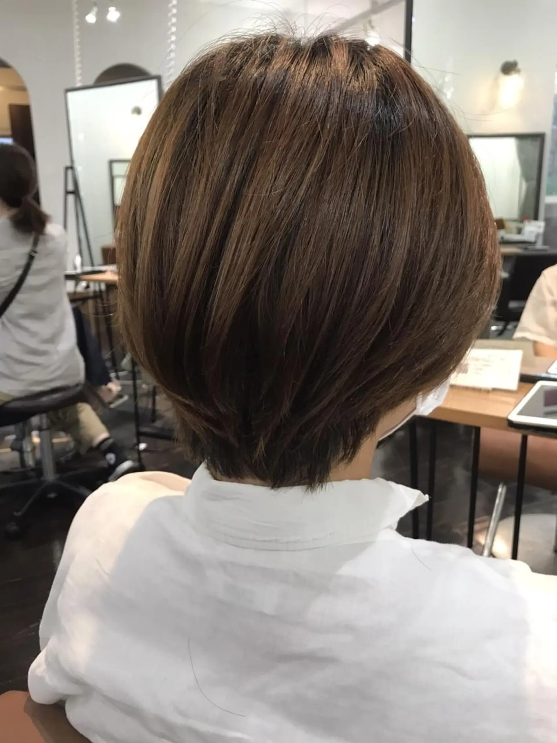 ショート カラー 丸みショート アッシュ アッシュブラウン ベージュカラー 黒髪 ヘアカラー トリートメント 【店長】小久保 淳平のヘアスタイル