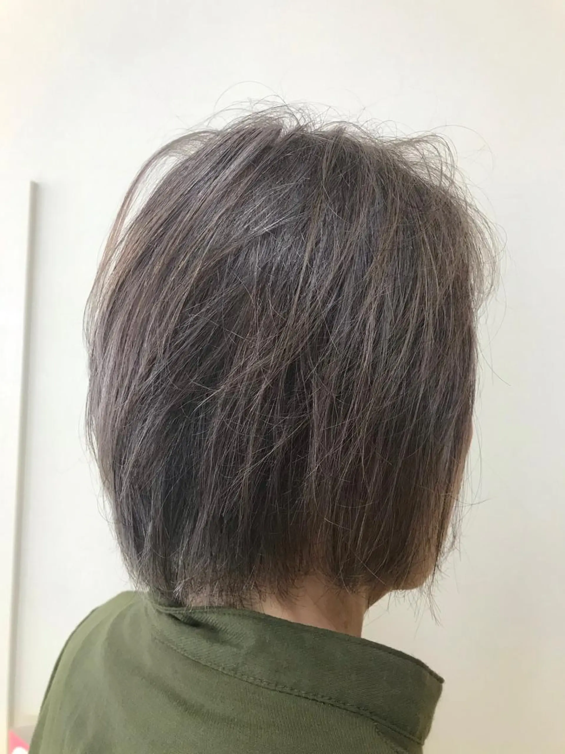 ミディアム 横田  尚登のヘアスタイル